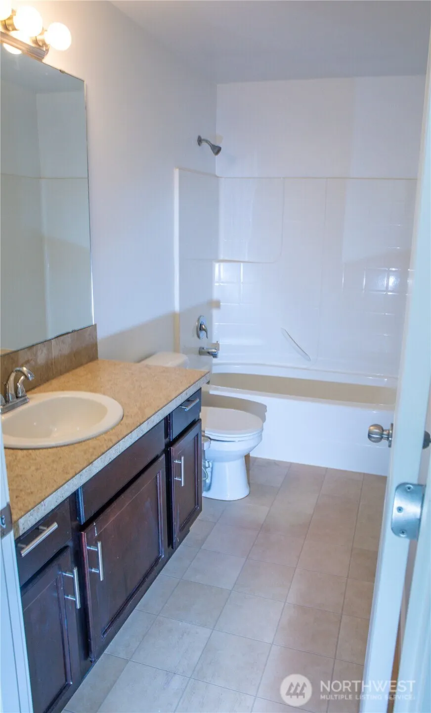 2021 148th Place SW #24, Lynnwood, WA 98087