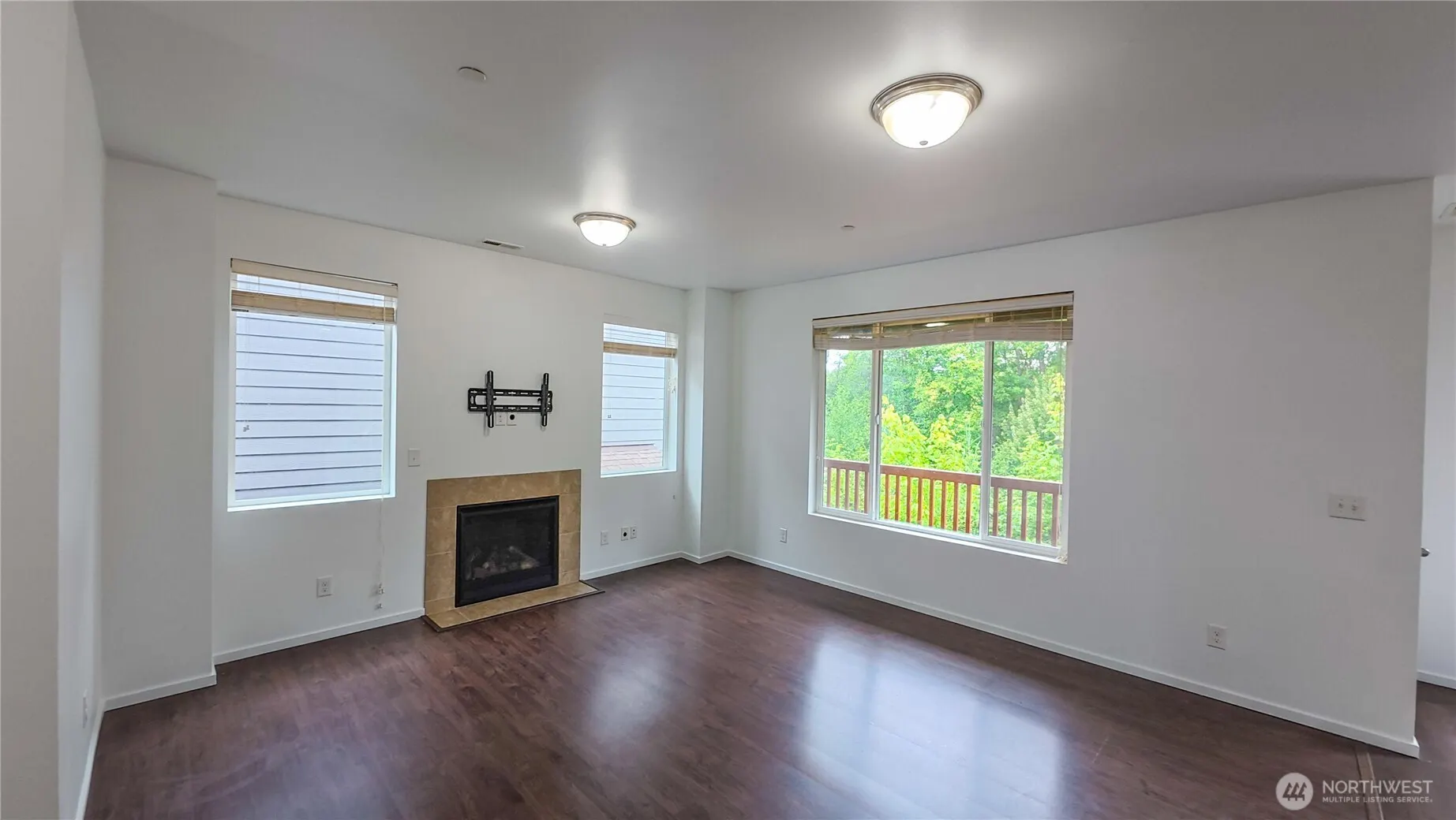 2021 148th Place SW #24, Lynnwood, WA 98087
