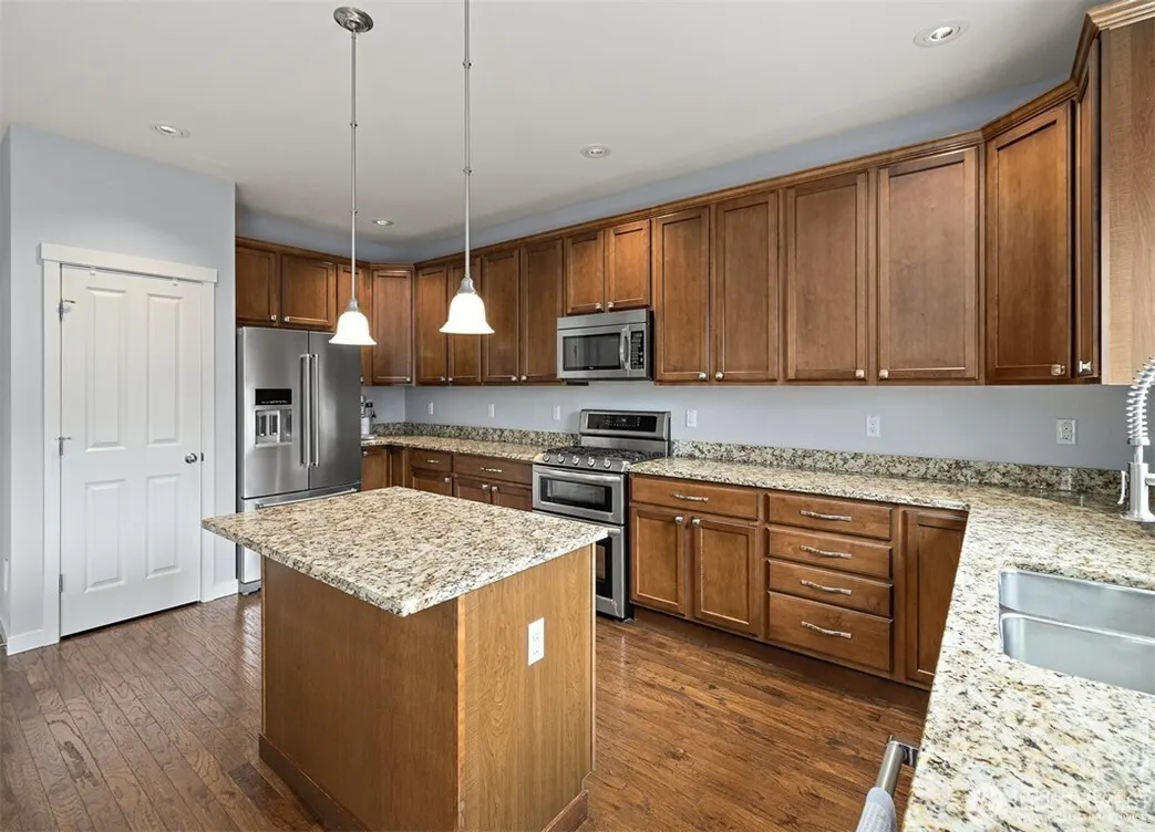 3720 224th Street SE, Bothell, WA 98021