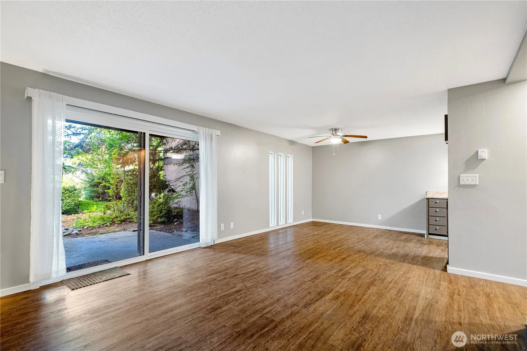 1425 S Puget Drive #C1, Renton, WA 98055