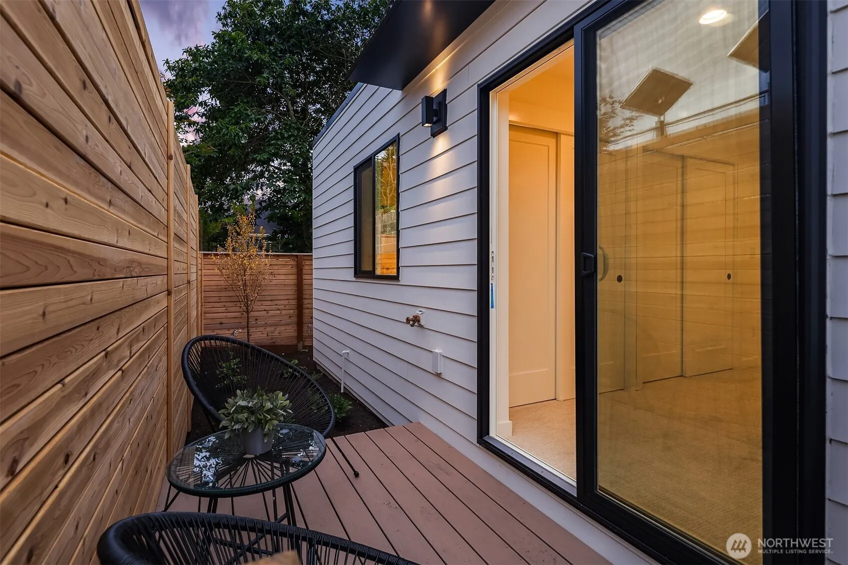2212 Broadway E, Seattle, WA 98102