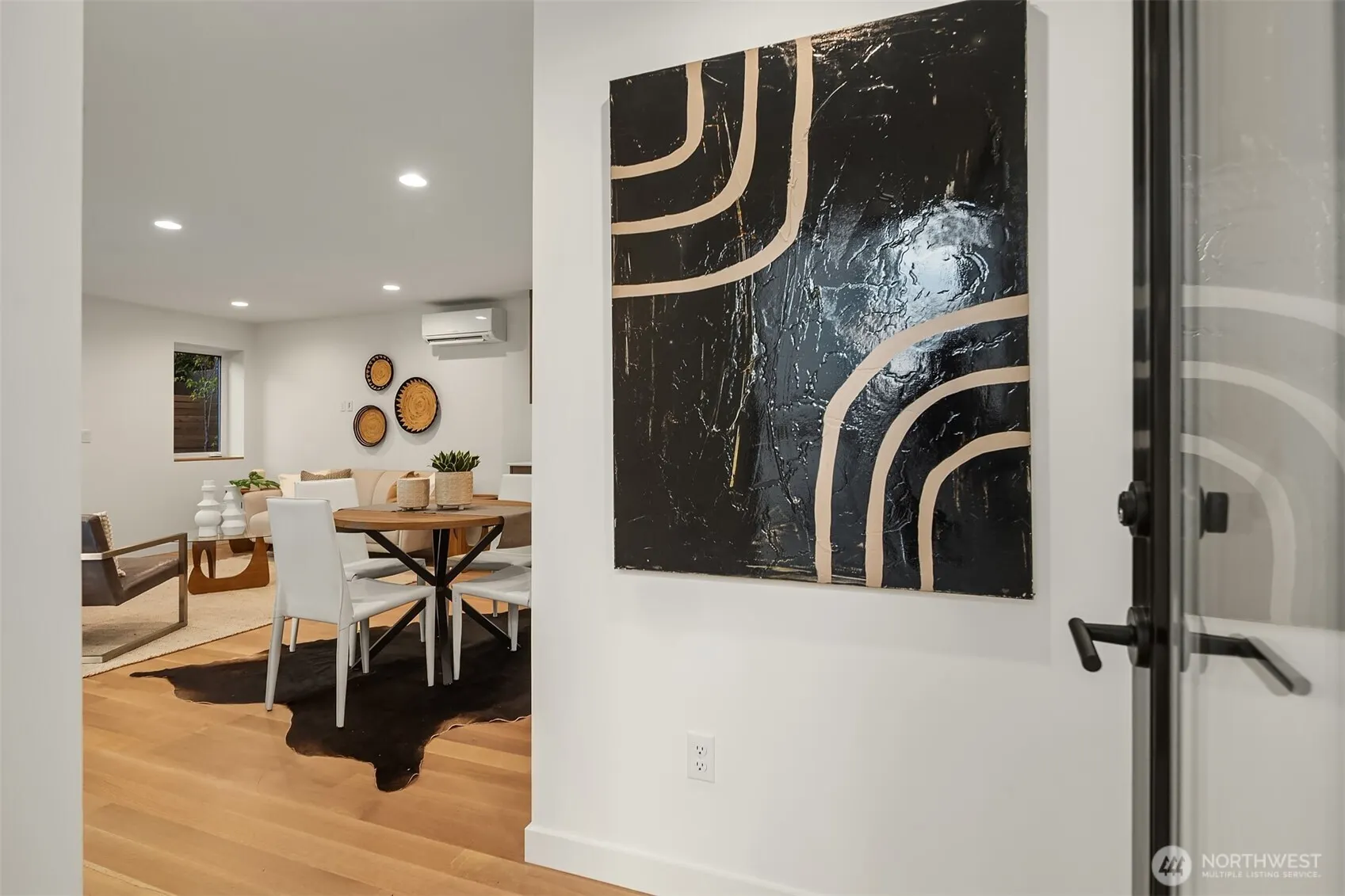 2212 Broadway E, Seattle, WA 98102