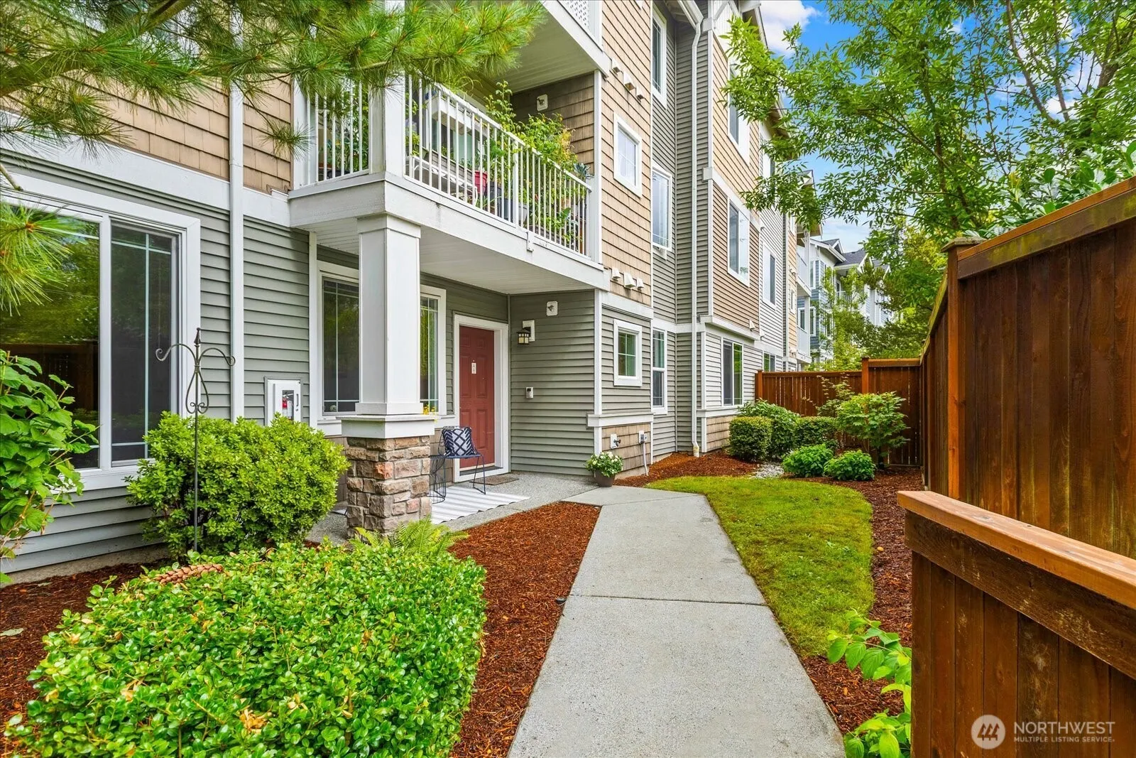 15720 Manor Way #A8, Lynnwood, WA 98087