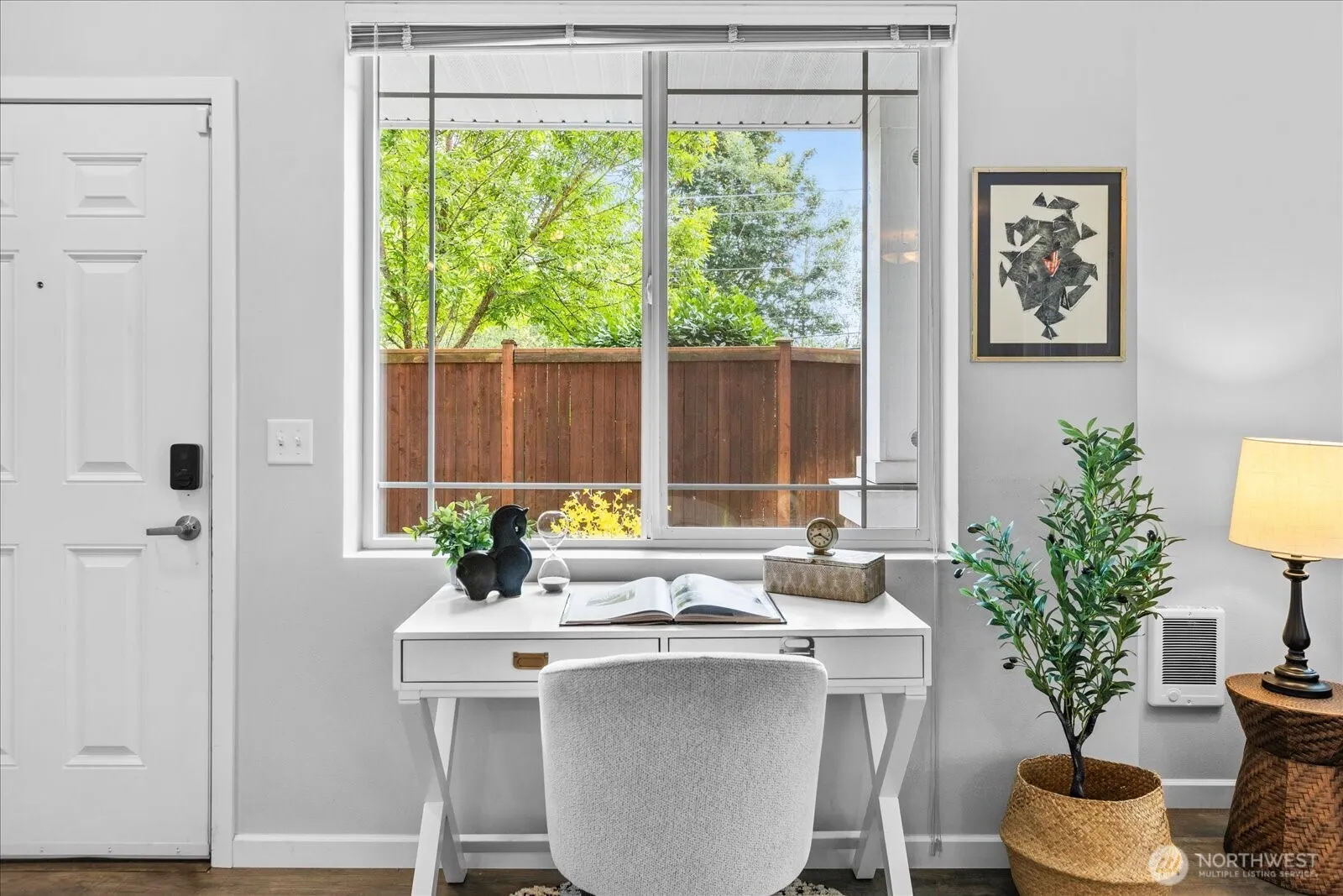 15720 Manor Way #A8, Lynnwood, WA 98087