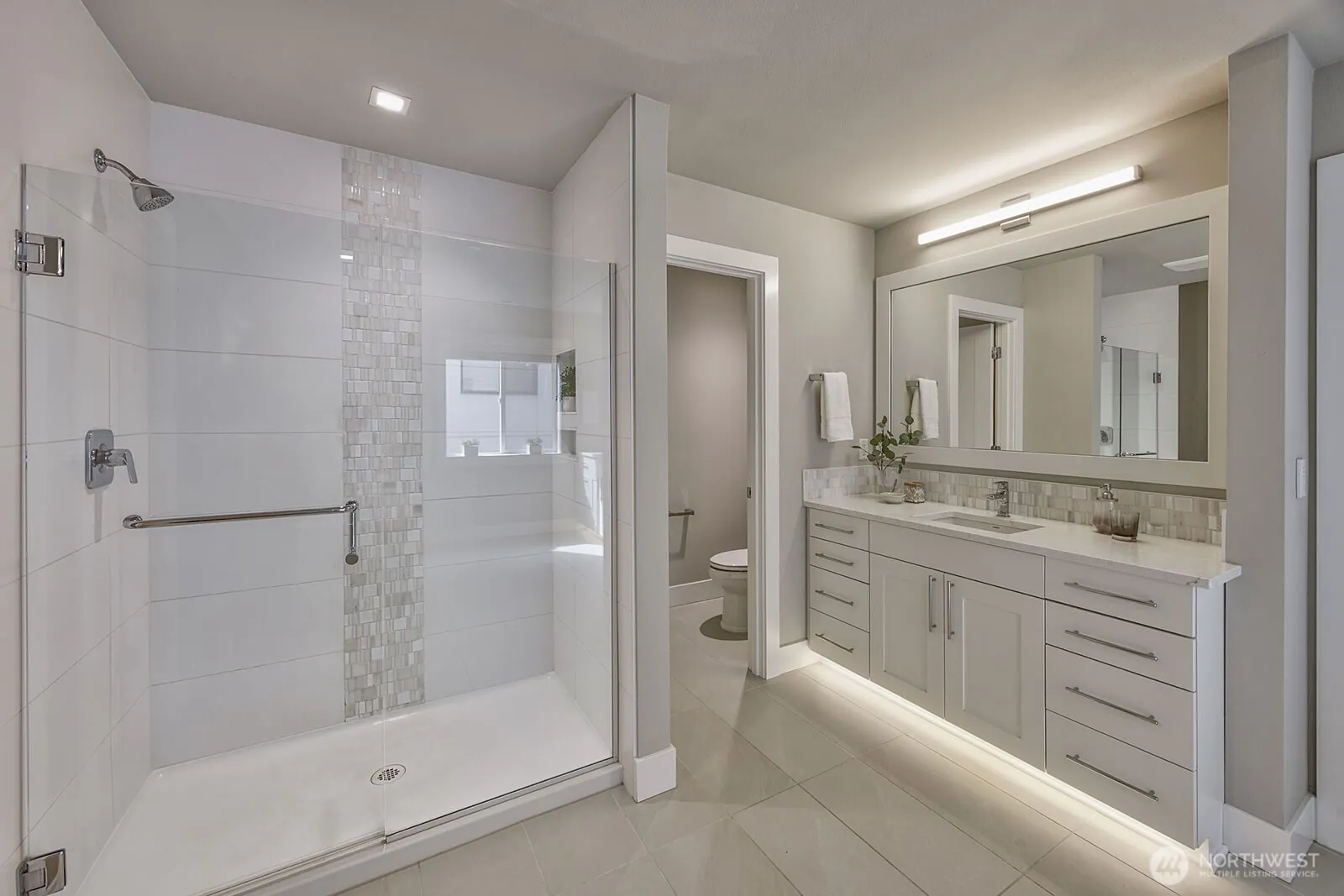 11030 NE 60th Lane , Bellevue, WA 98006