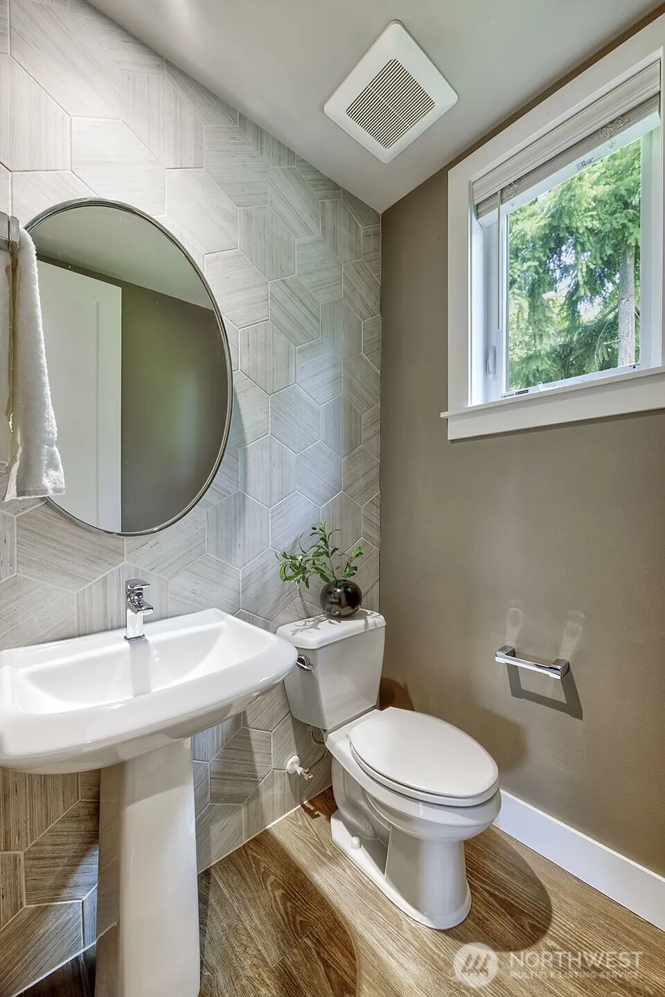 11030 NE 60th Lane , Bellevue, WA 98006