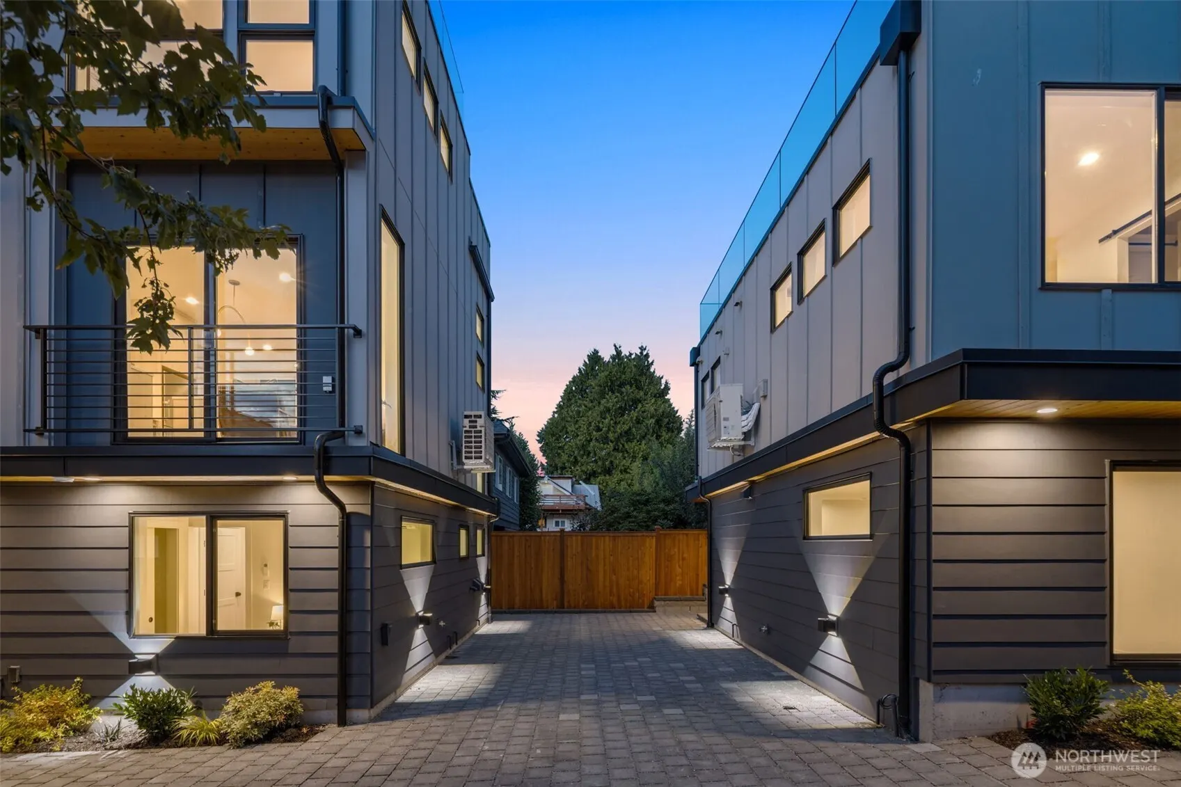 315 B NW 86th Street #B, Seattle, WA 98117