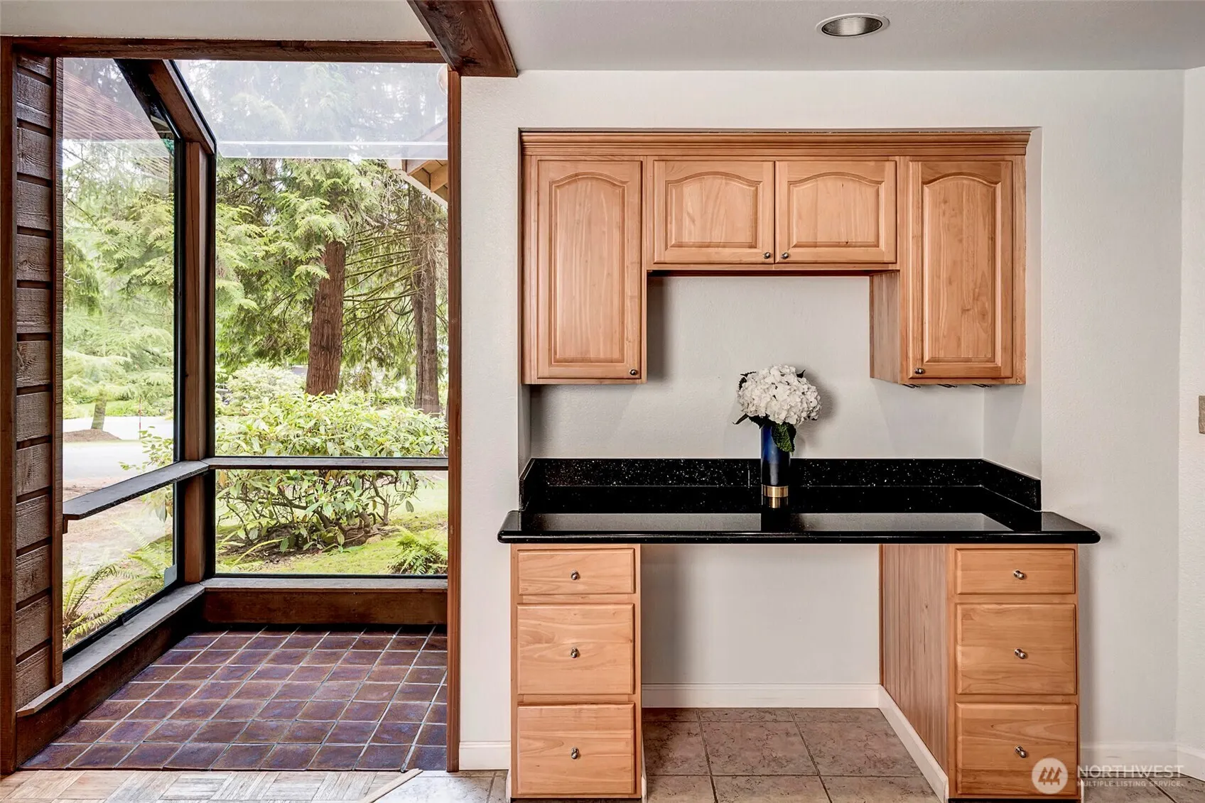 915 147th Place NE, Bellevue, WA 98007