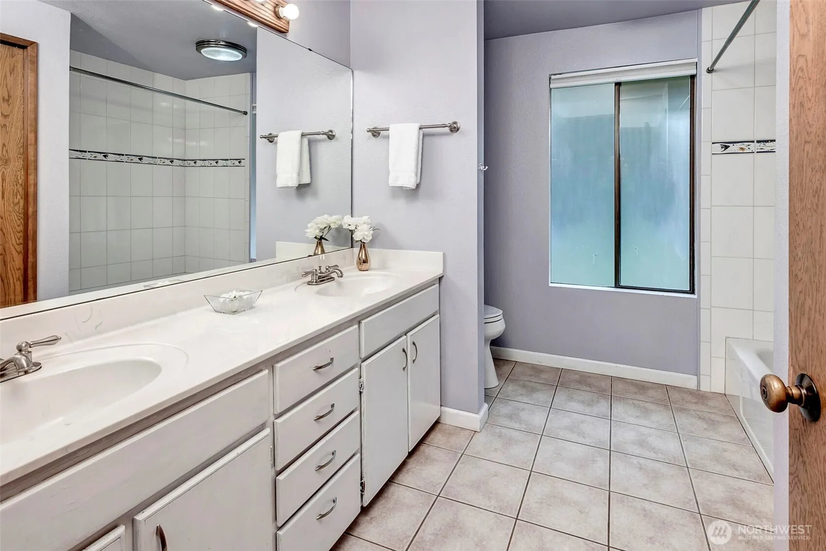 915 147th Place NE, Bellevue, WA 98007