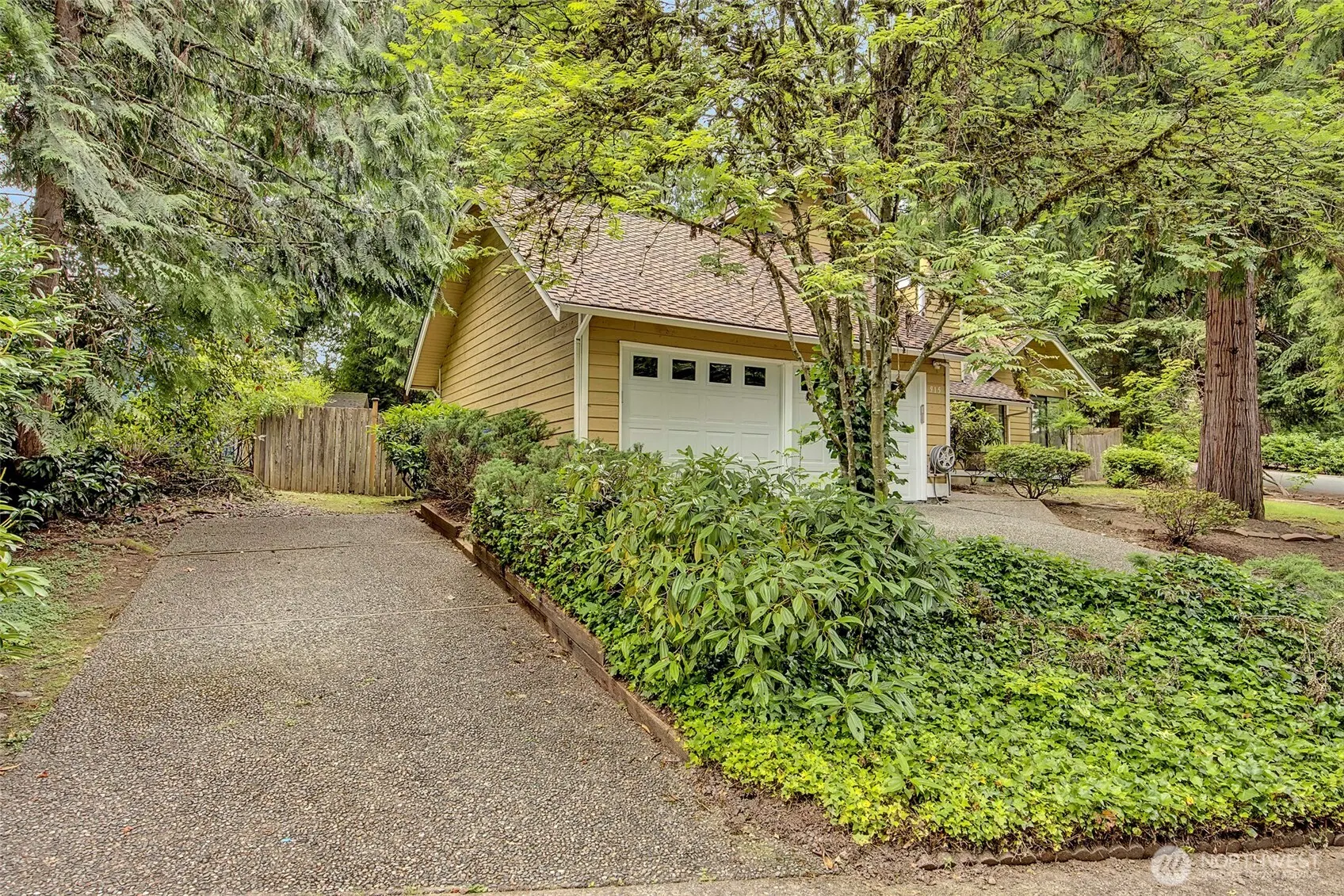 915 147th Place NE, Bellevue, WA 98007