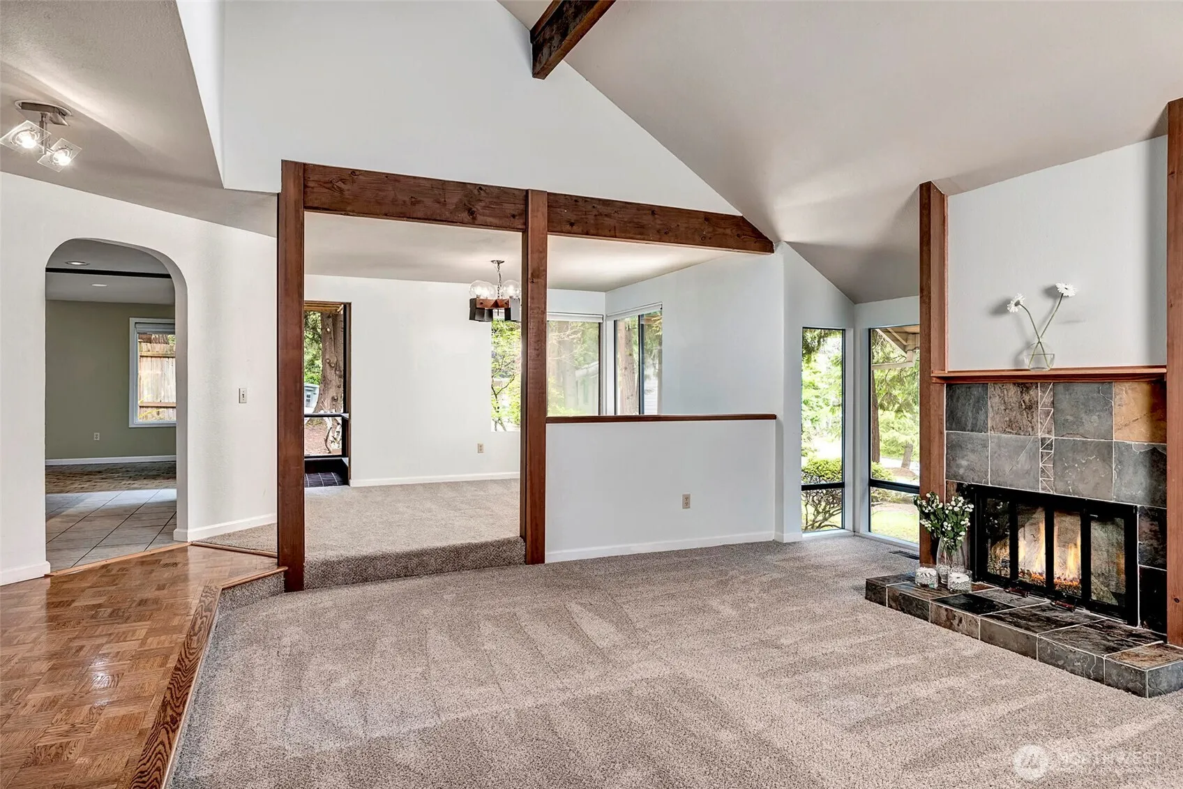 915 147th Place NE, Bellevue, WA 98007