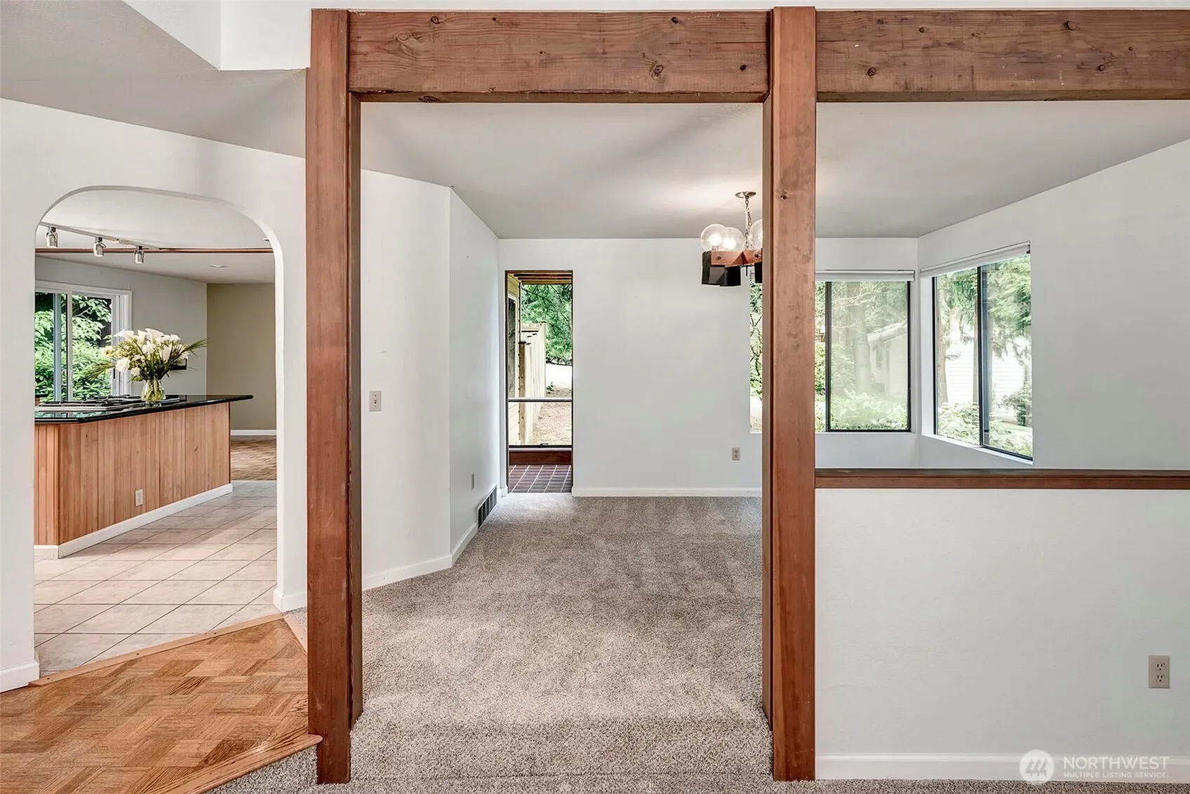 915 147th Place NE, Bellevue, WA 98007