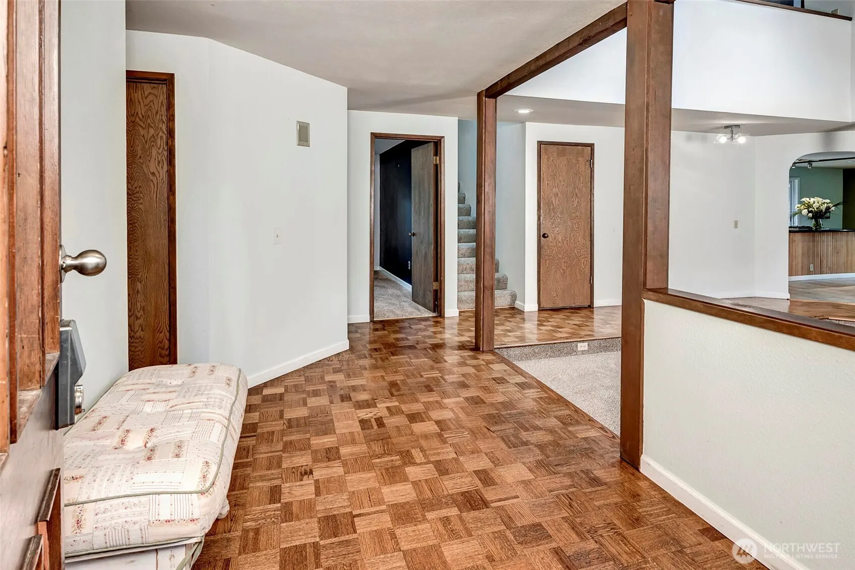 915 147th Place NE, Bellevue, WA 98007