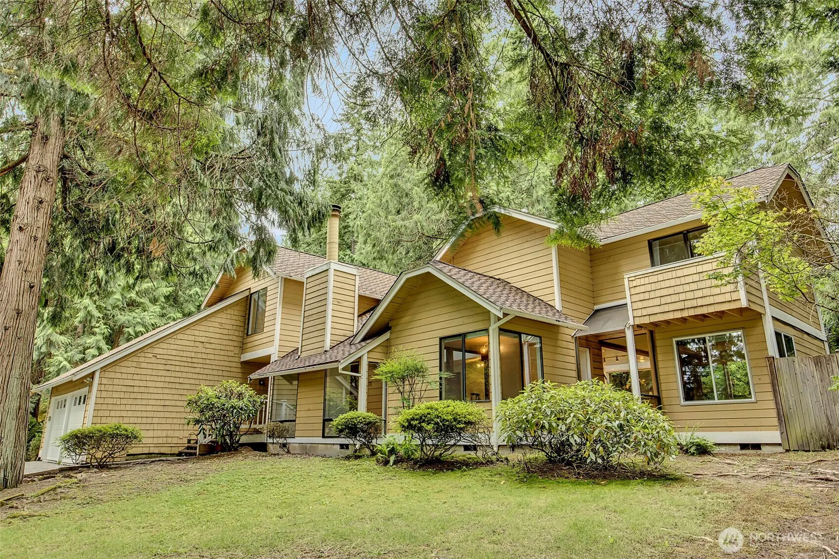 915 147th Place NE, Bellevue, WA 98007