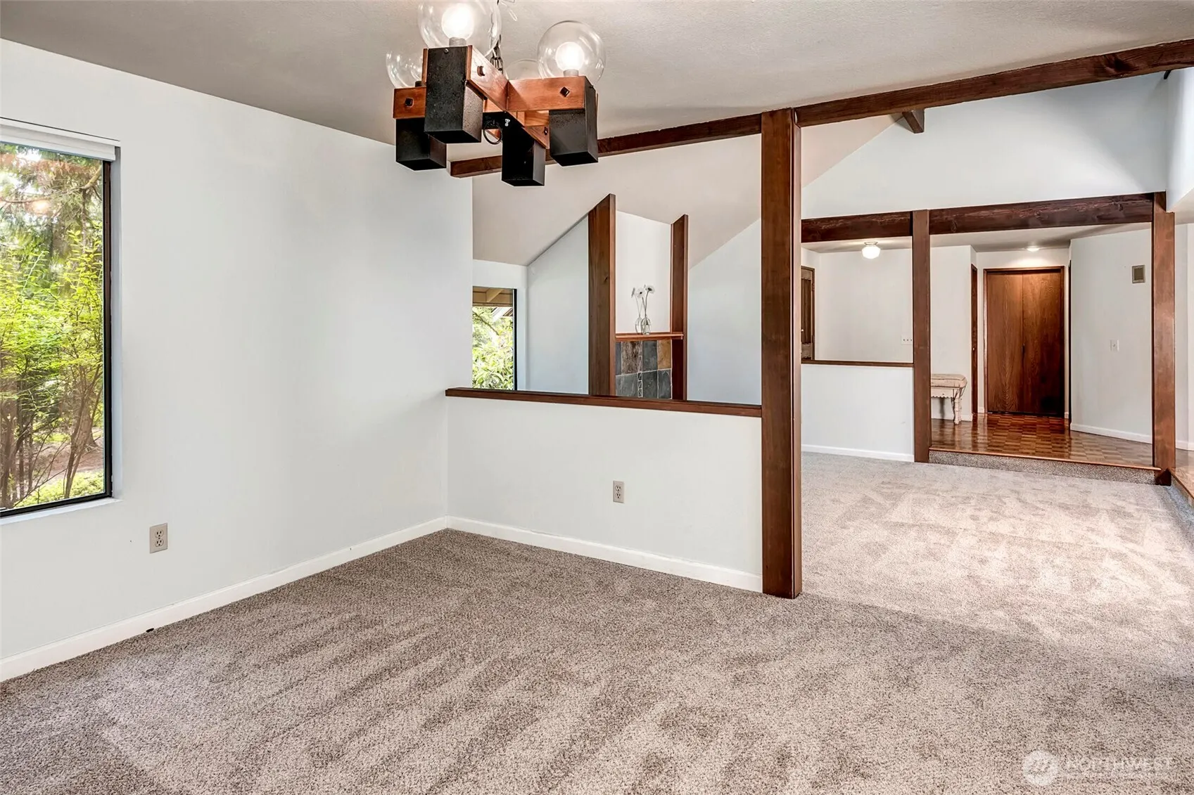 915 147th Place NE, Bellevue, WA 98007