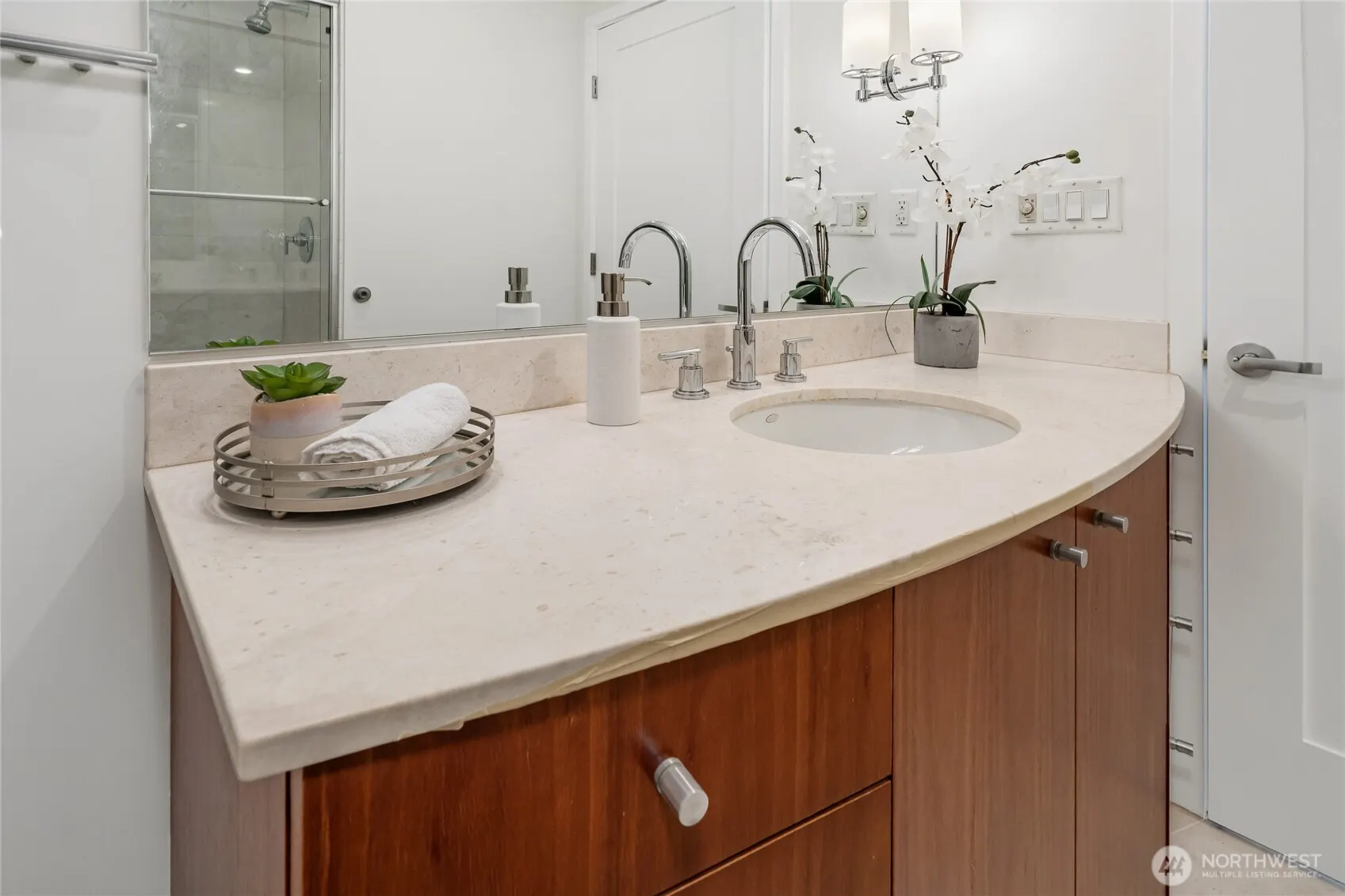 650 Bellevue Way NE #2505, Bellevue, WA 98004