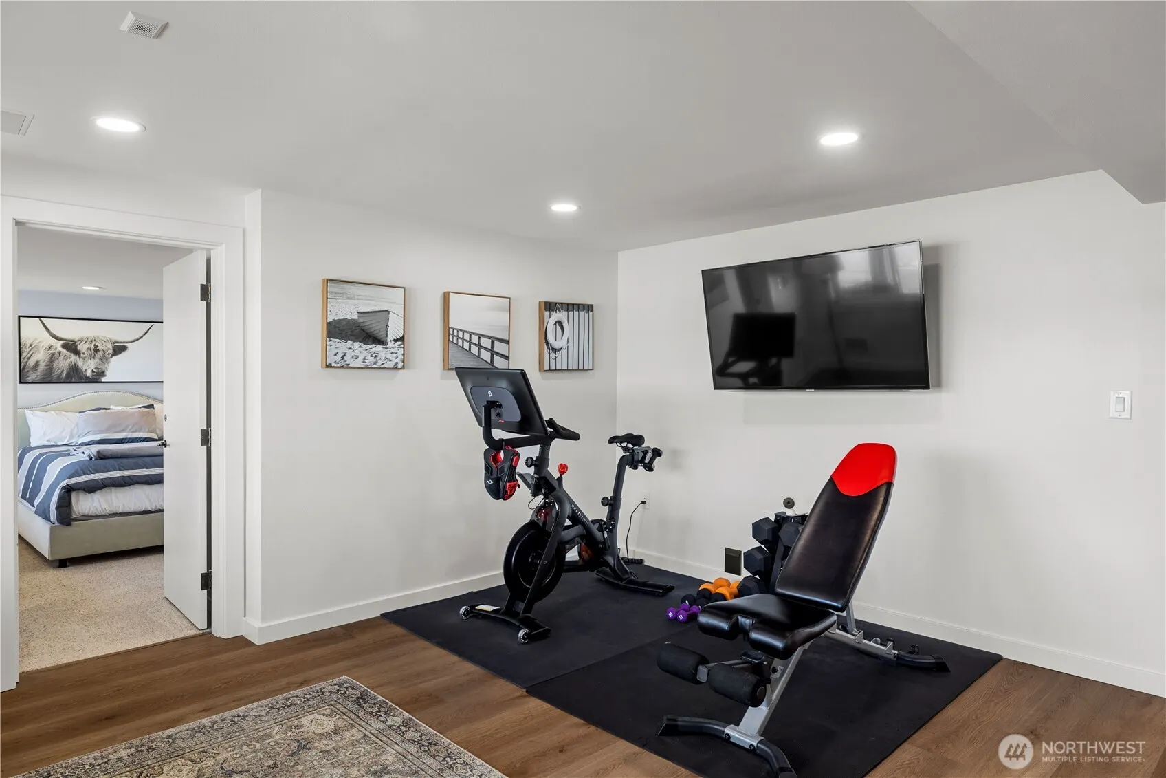 842 W Lake Sammamish Parkway SE, Bellevue, WA 98008
