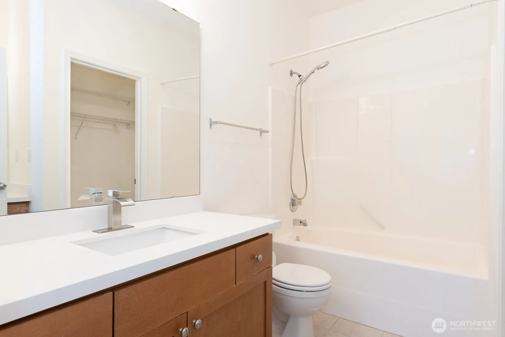 1855 Trossachs Boulevard SE #205, Sammamish, WA 98075-8072