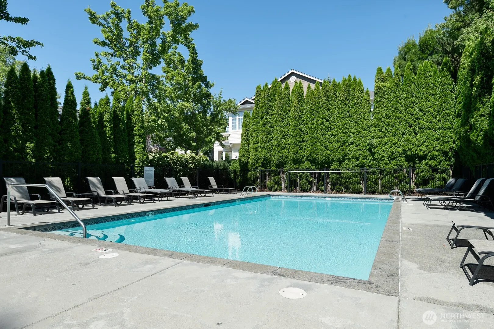 1855 Trossachs Boulevard SE #205, Sammamish, WA 98075-8072