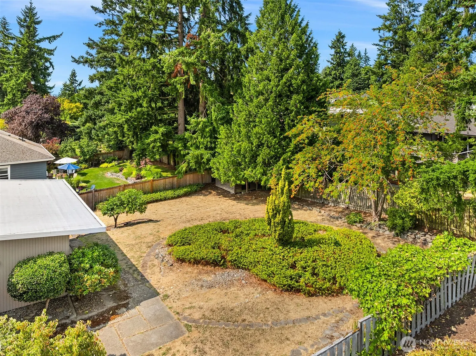 12456 SE 26th Place , Bellevue, WA 98005-4157