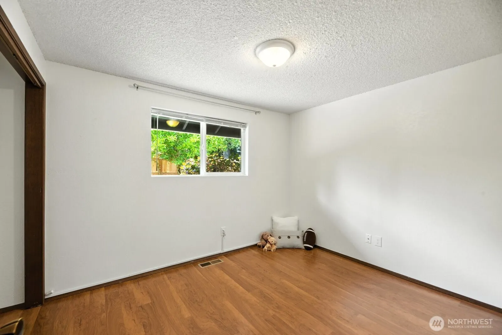 17828 Larch Way , Lynnwood, WA 98037