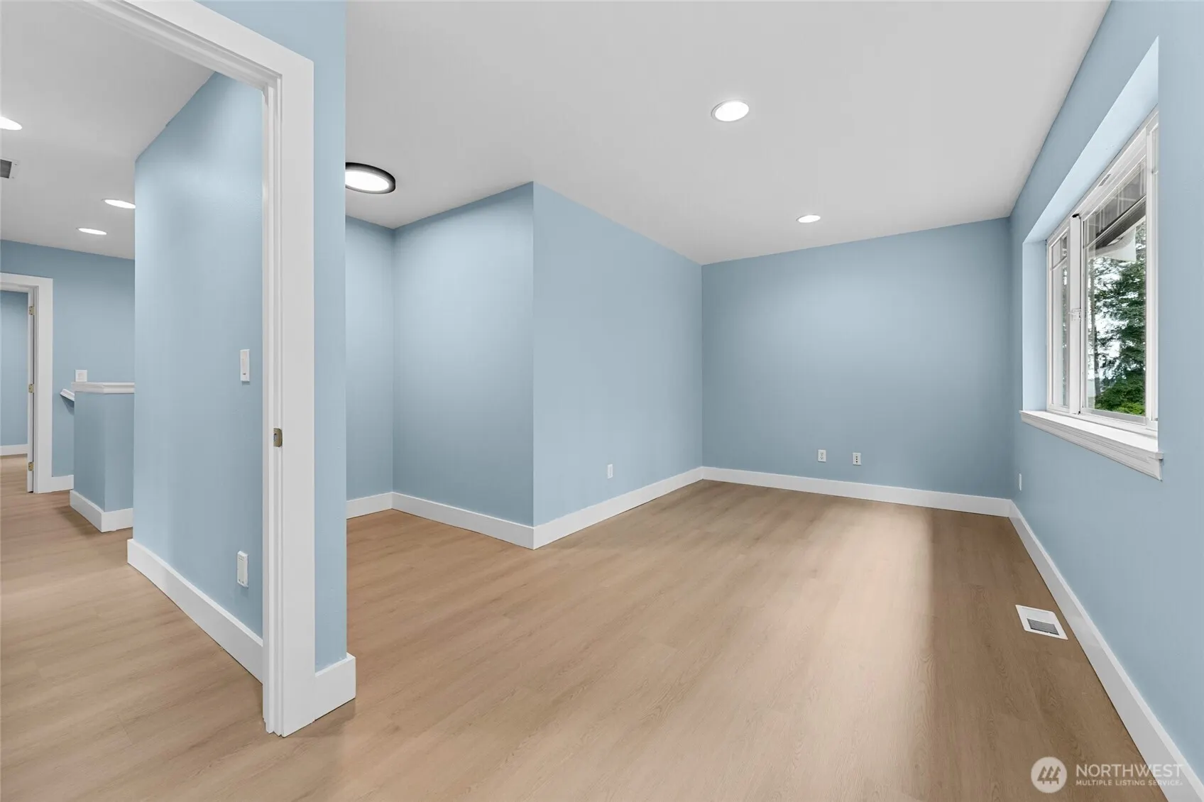 21927 45th Avenue SE, Bothell, WA 98021