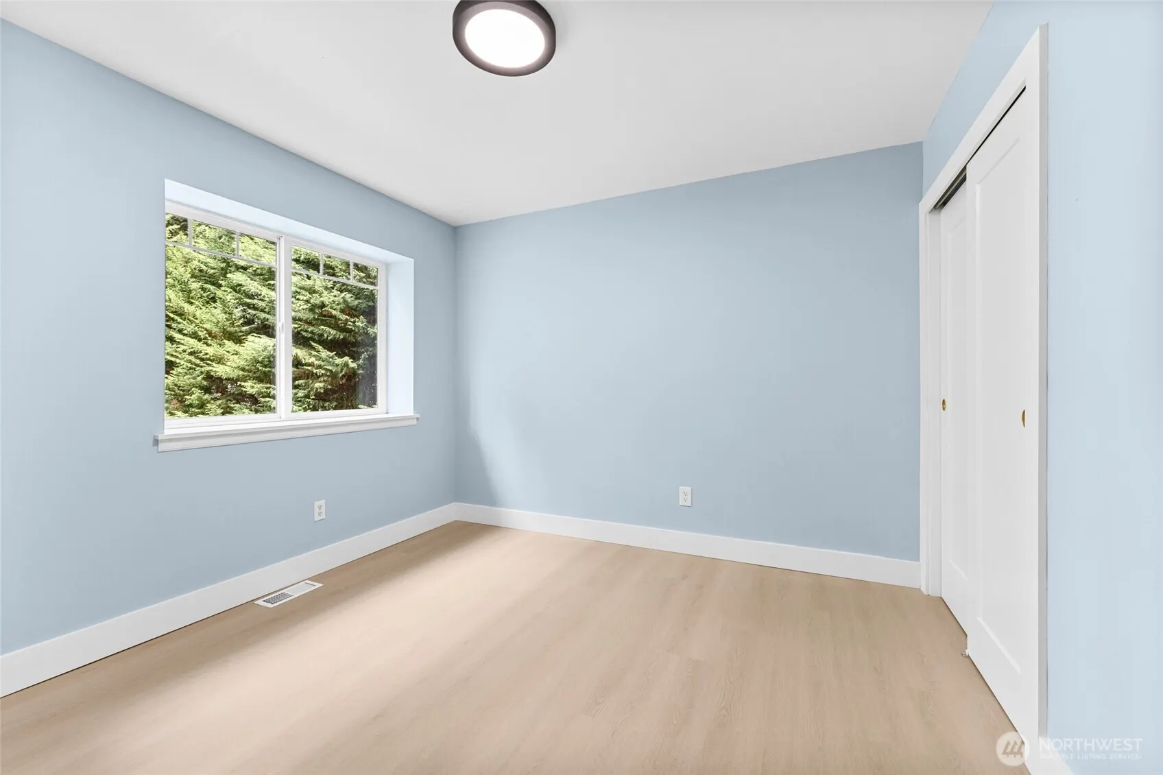 21927 45th Avenue SE, Bothell, WA 98021