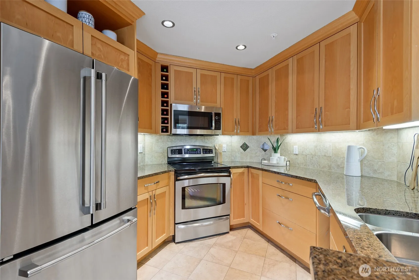 11130 SE 208th Street #D203, Kent, WA 98031-4195