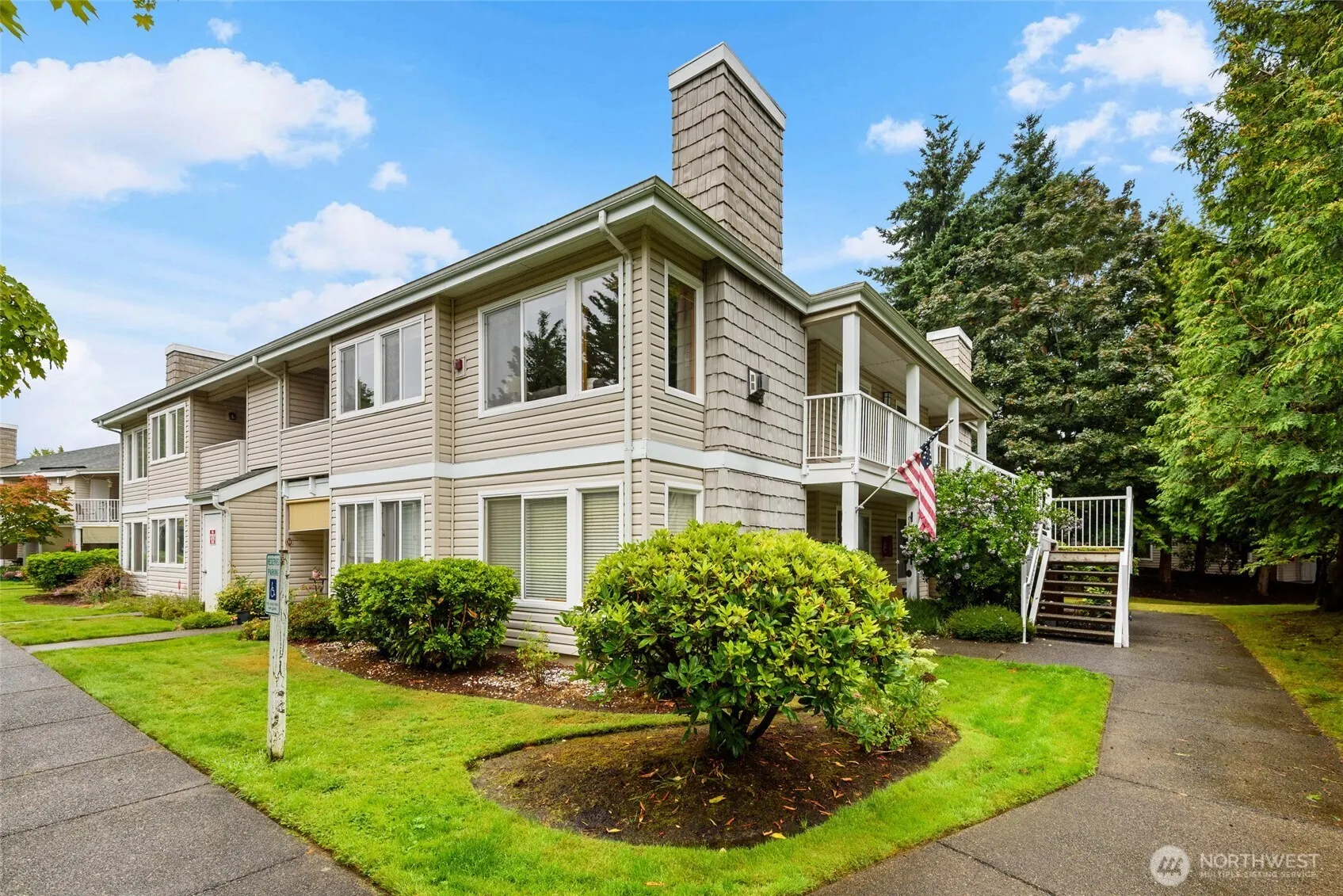 11130 SE 208th Street #D203, Kent, WA 98031-4195