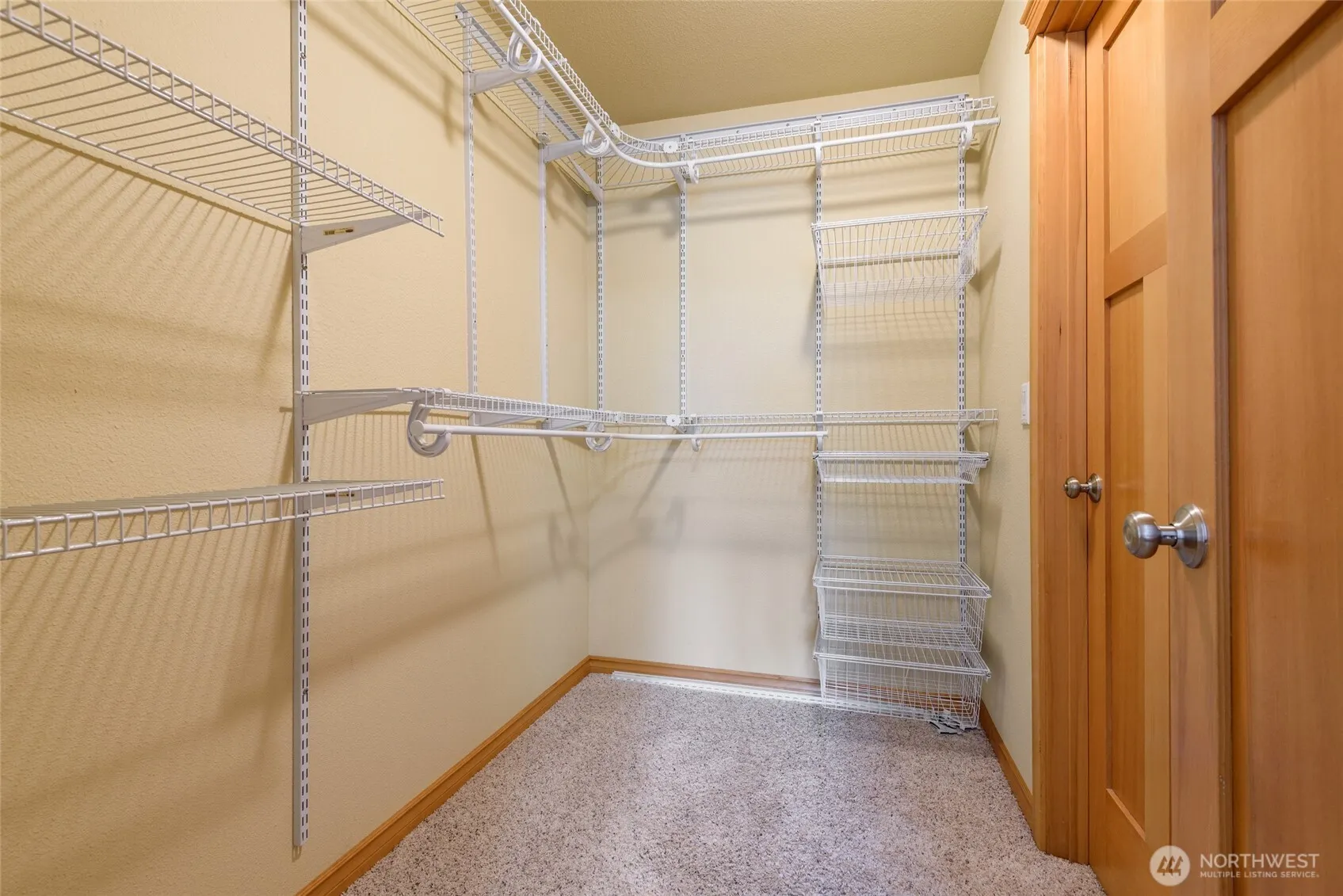 11130 SE 208th Street #D203, Kent, WA 98031-4195