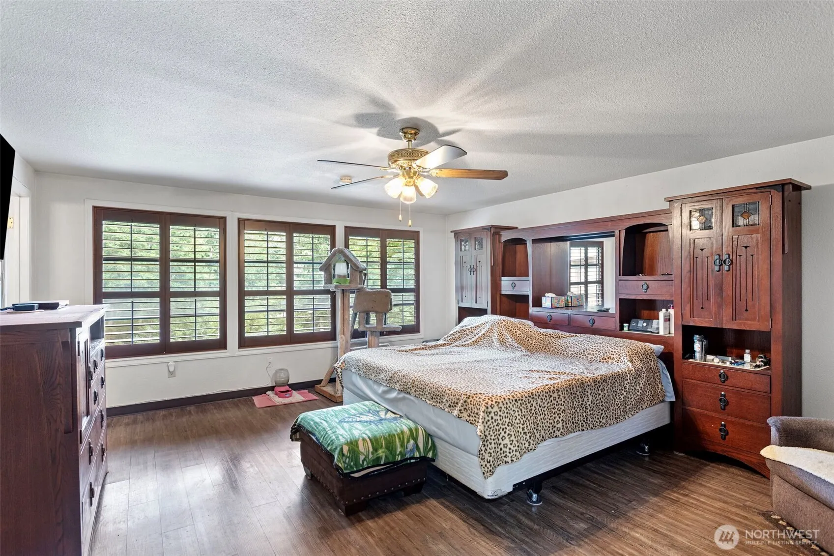 16824 266th Avenue SE, Issaquah, WA 98027