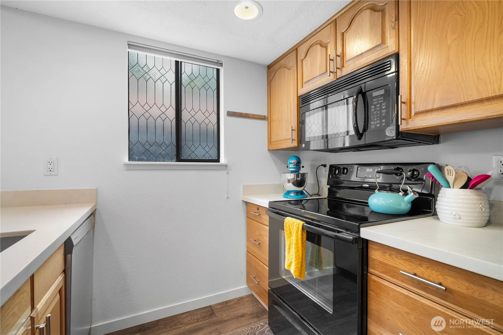 10005 NE 123rd Street #D, Kirkland, WA 98034
