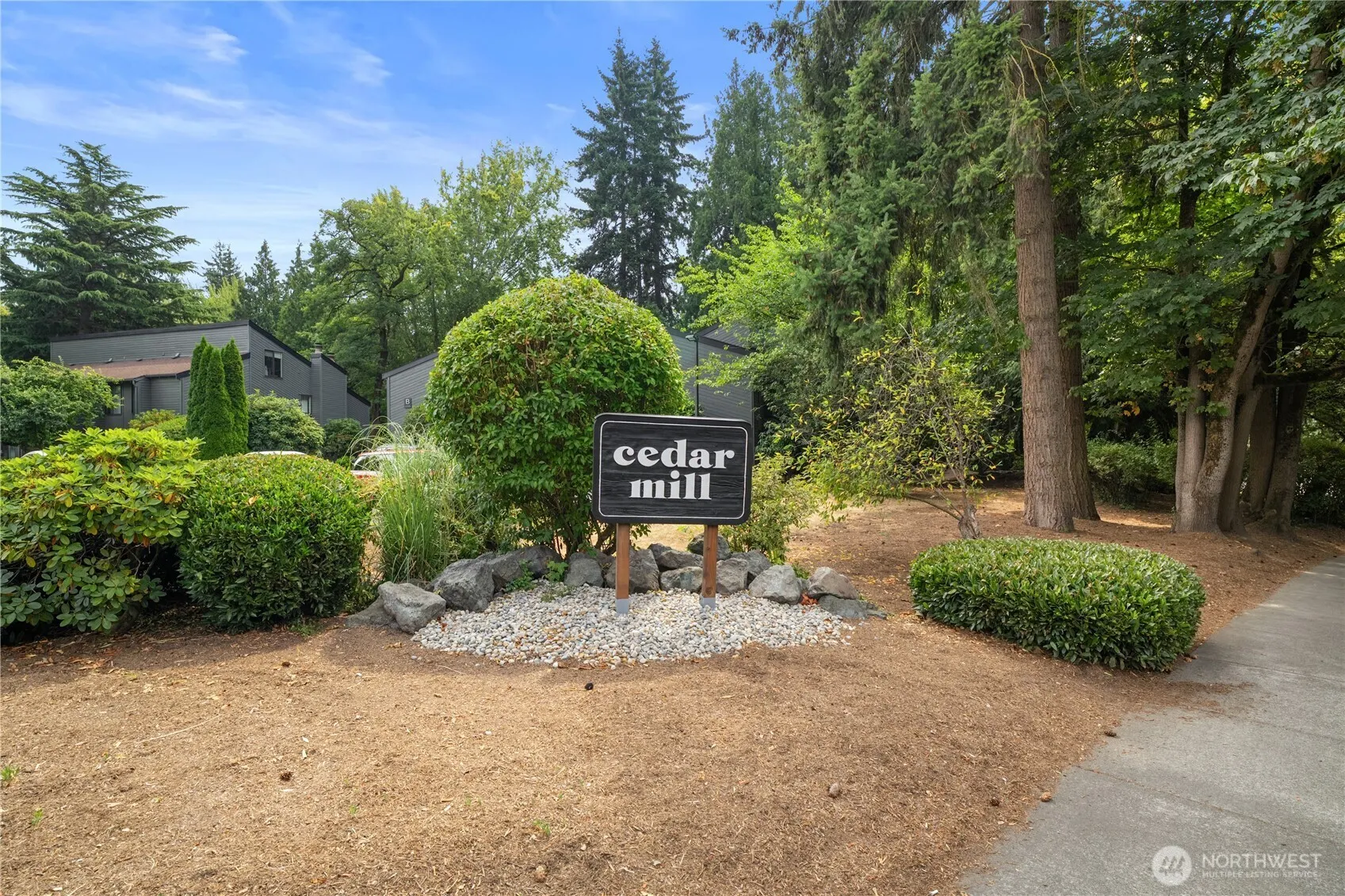 10005 NE 123rd Street #D, Kirkland, WA 98034