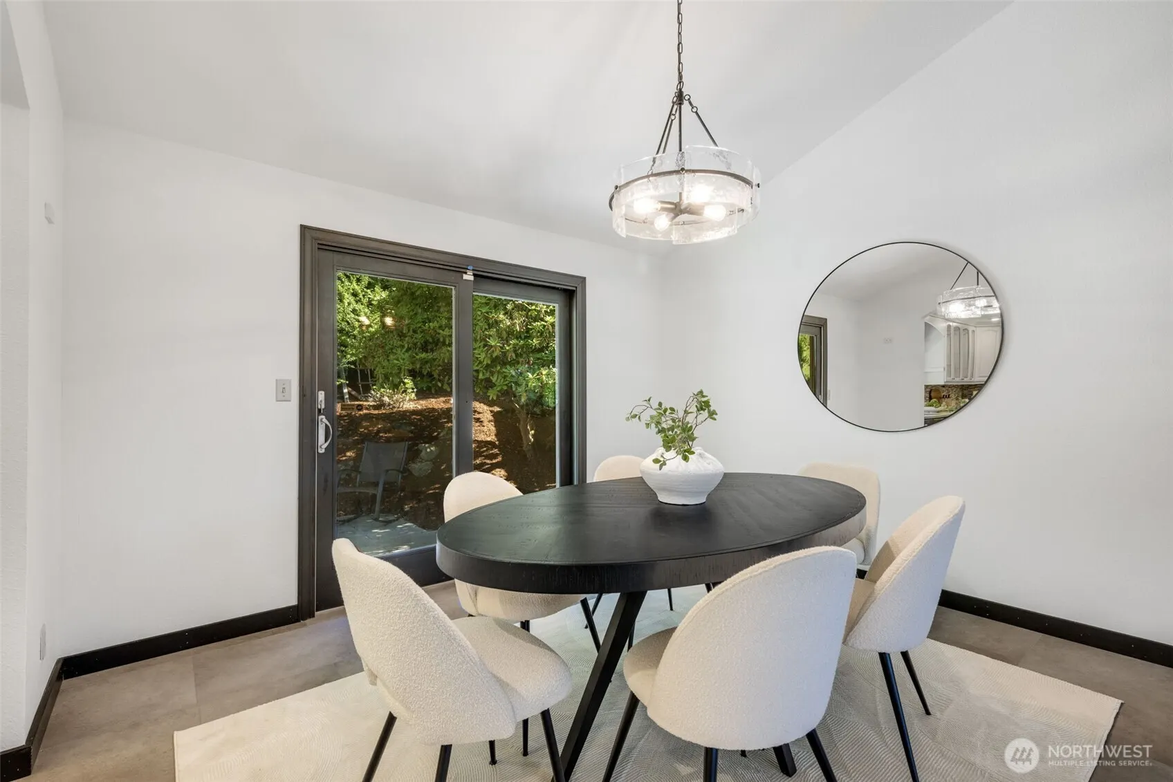 8010 NE 115th Way , Kirkland, WA 98034