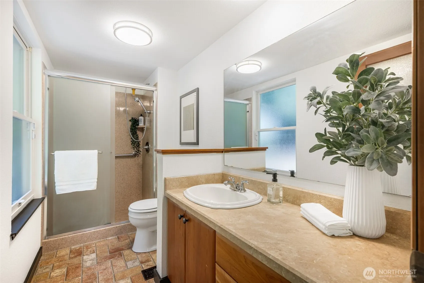 8010 NE 115th Way , Kirkland, WA 98034