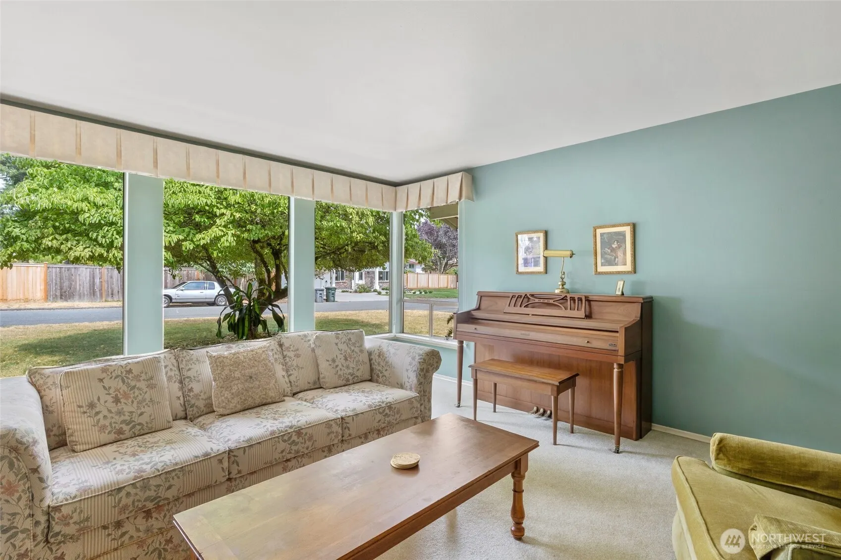 15327 NE 1ST Street , Bellevue, WA 98007
