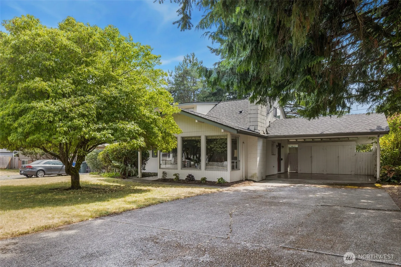 15327 NE 1ST Street , Bellevue, WA 98007