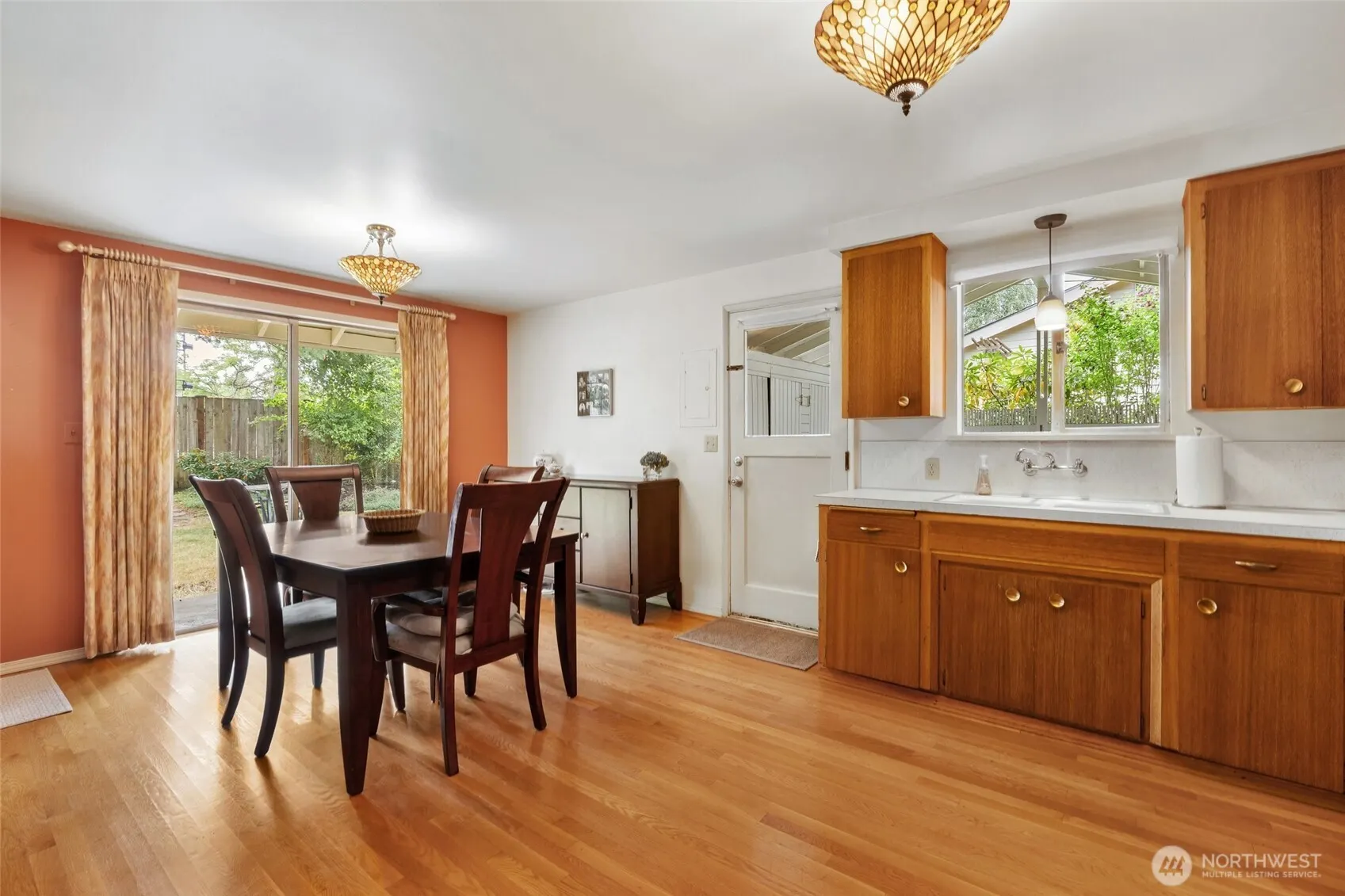 15327 NE 1ST Street , Bellevue, WA 98007
