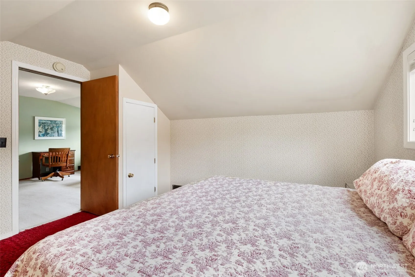 15327 NE 1ST Street , Bellevue, WA 98007