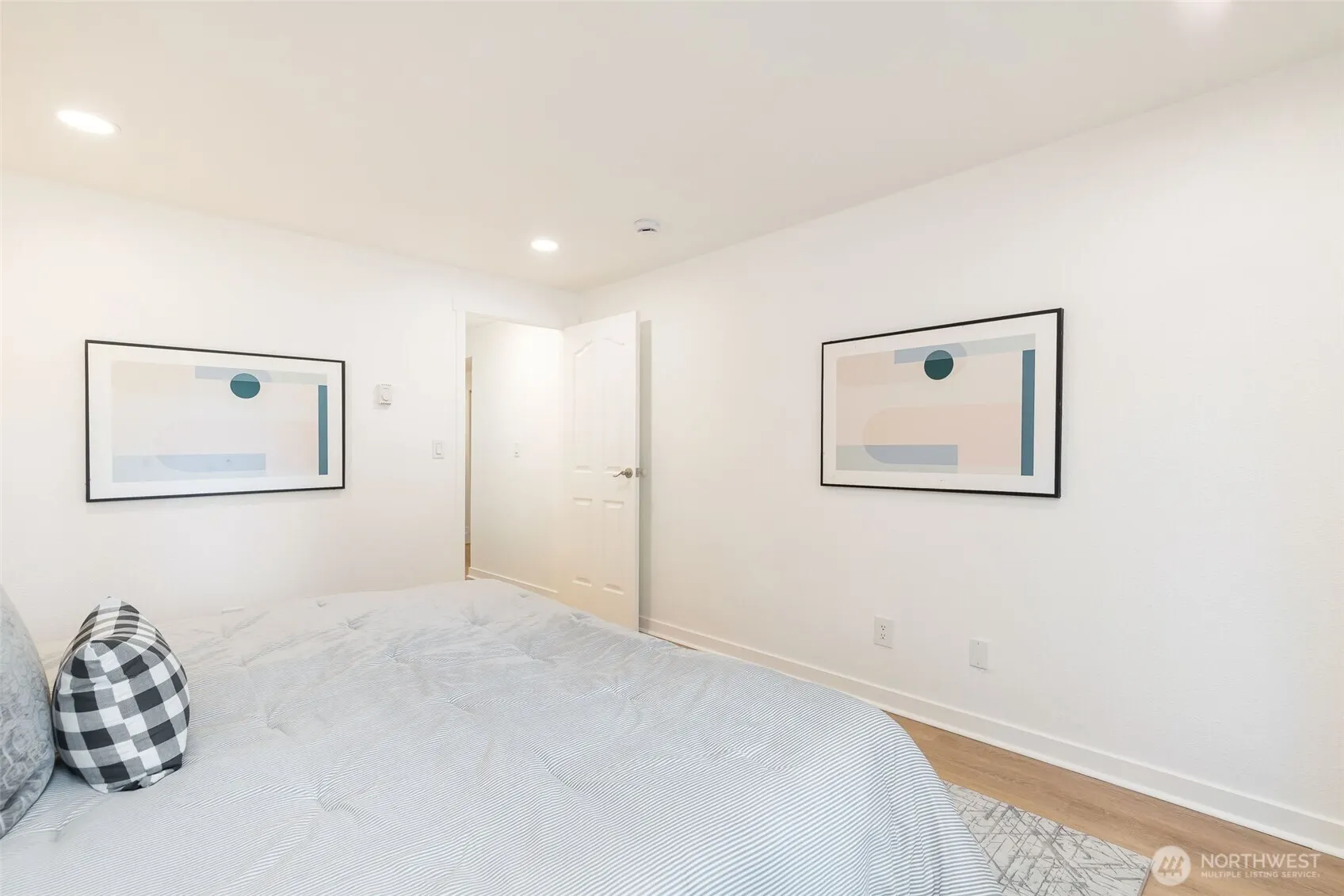 14620 NE 31st Street #E202, Bellevue, WA 98007