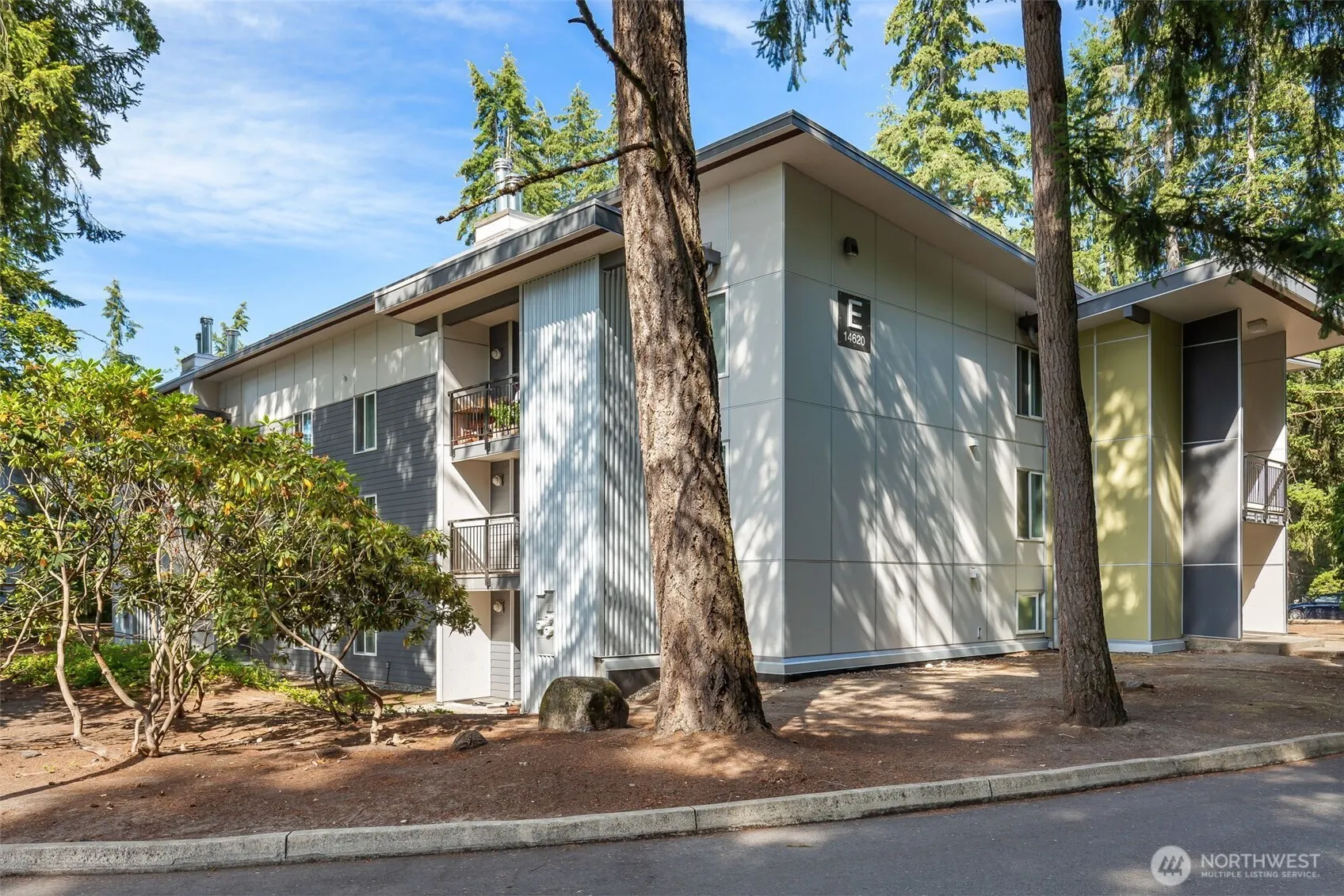 14620 NE 31st Street #E202, Bellevue, WA 98007