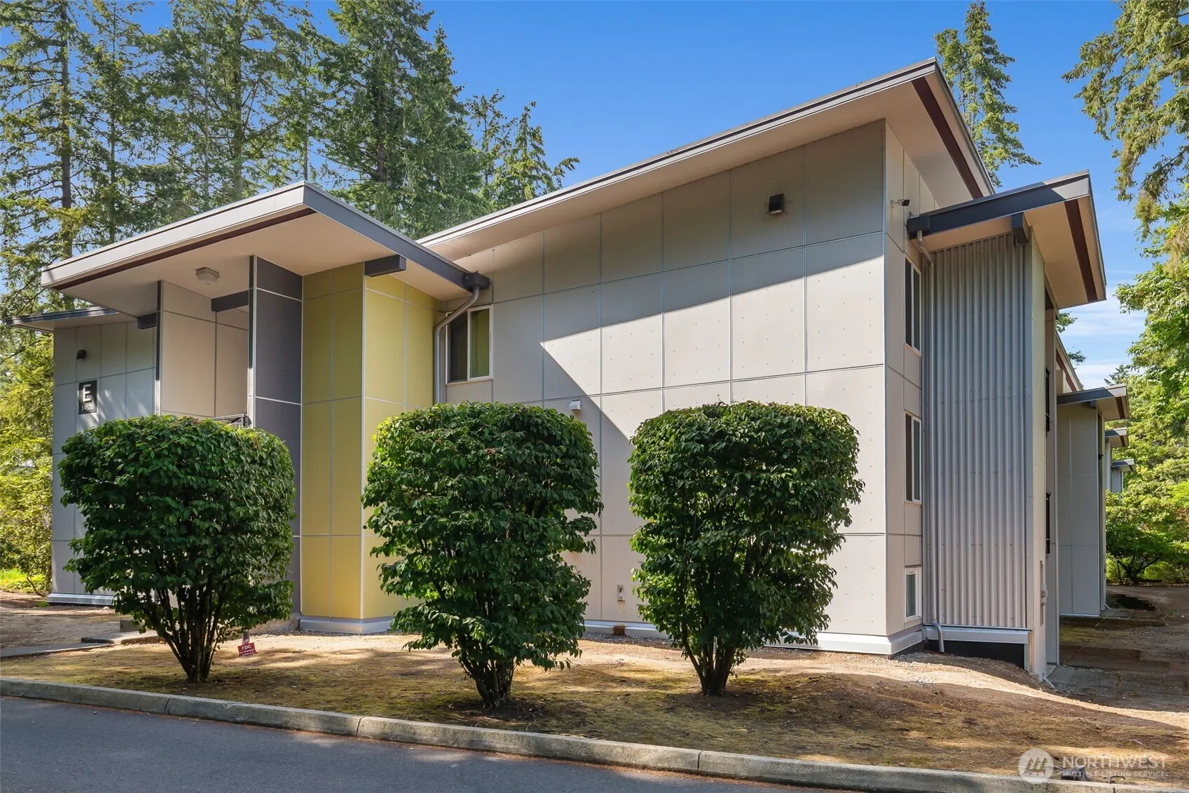 14620 NE 31st Street #E202, Bellevue, WA 98007