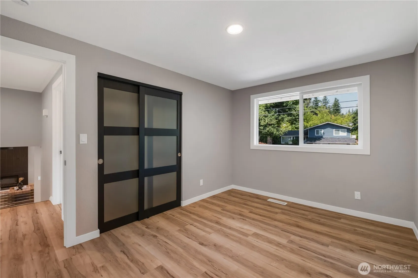 8427 NE 144th Pl , Kirkland, WA 98034