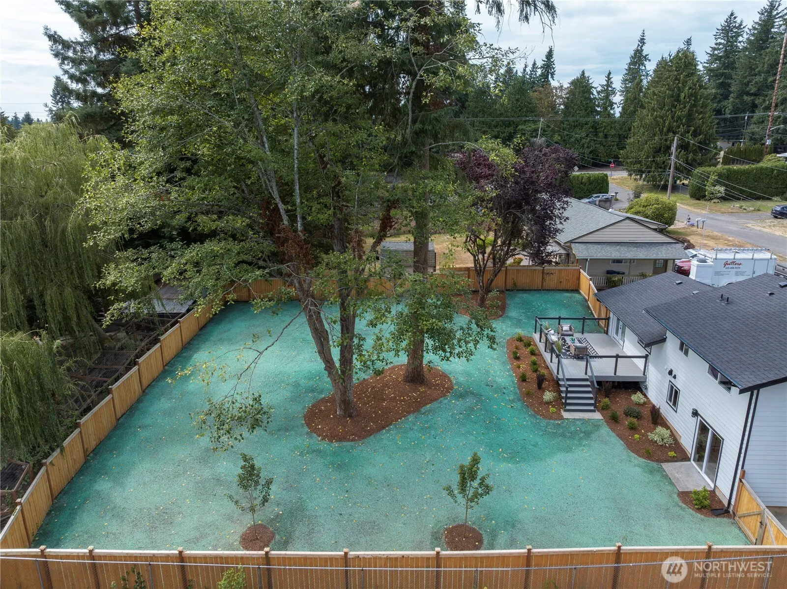 8427 NE 144th Pl , Kirkland, WA 98034
