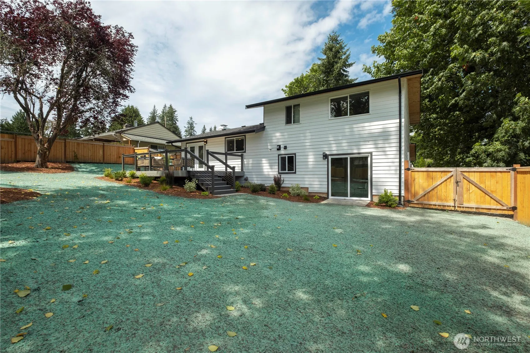 8427 NE 144th Pl , Kirkland, WA 98034
