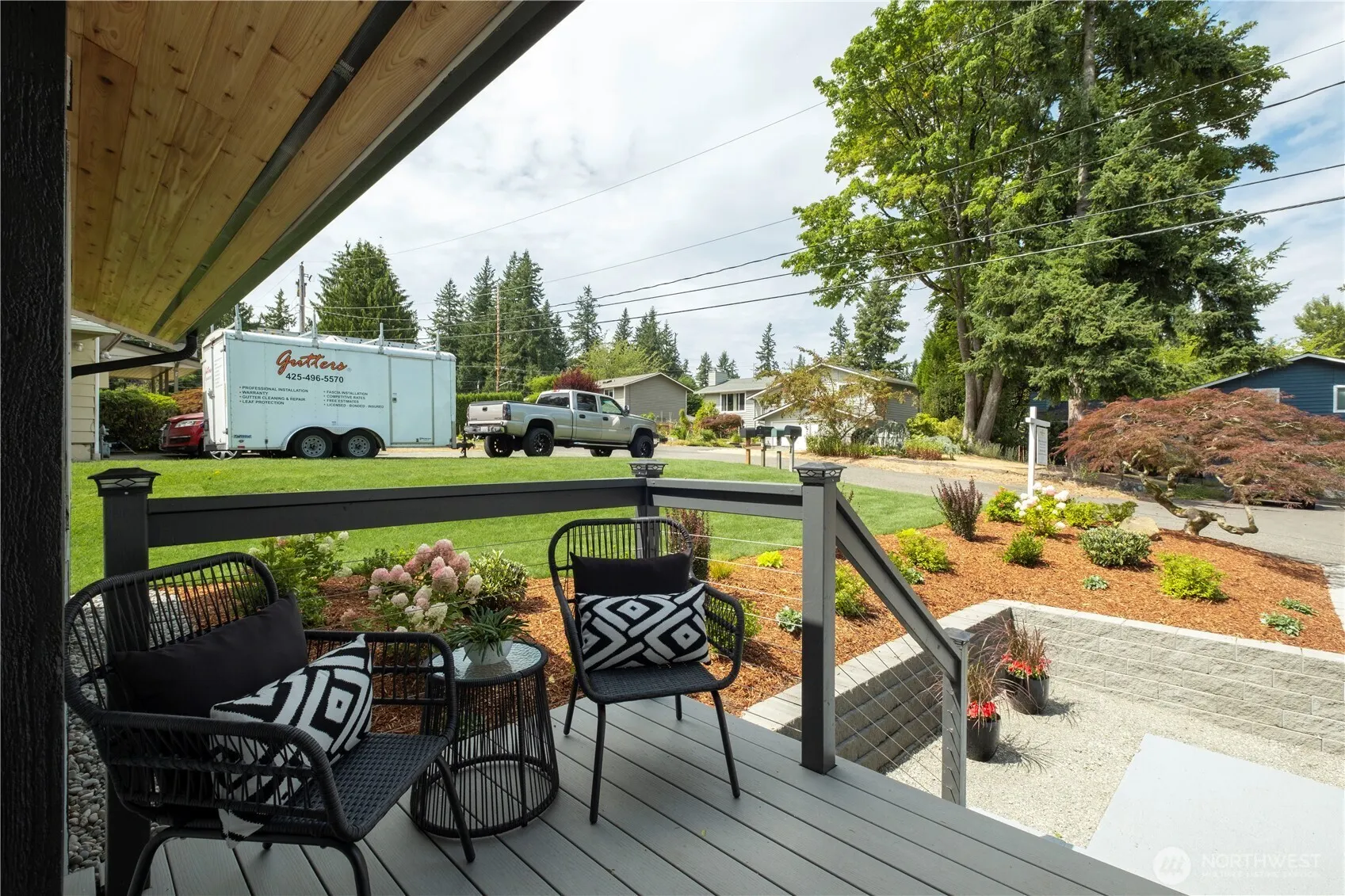 8427 NE 144th Pl , Kirkland, WA 98034