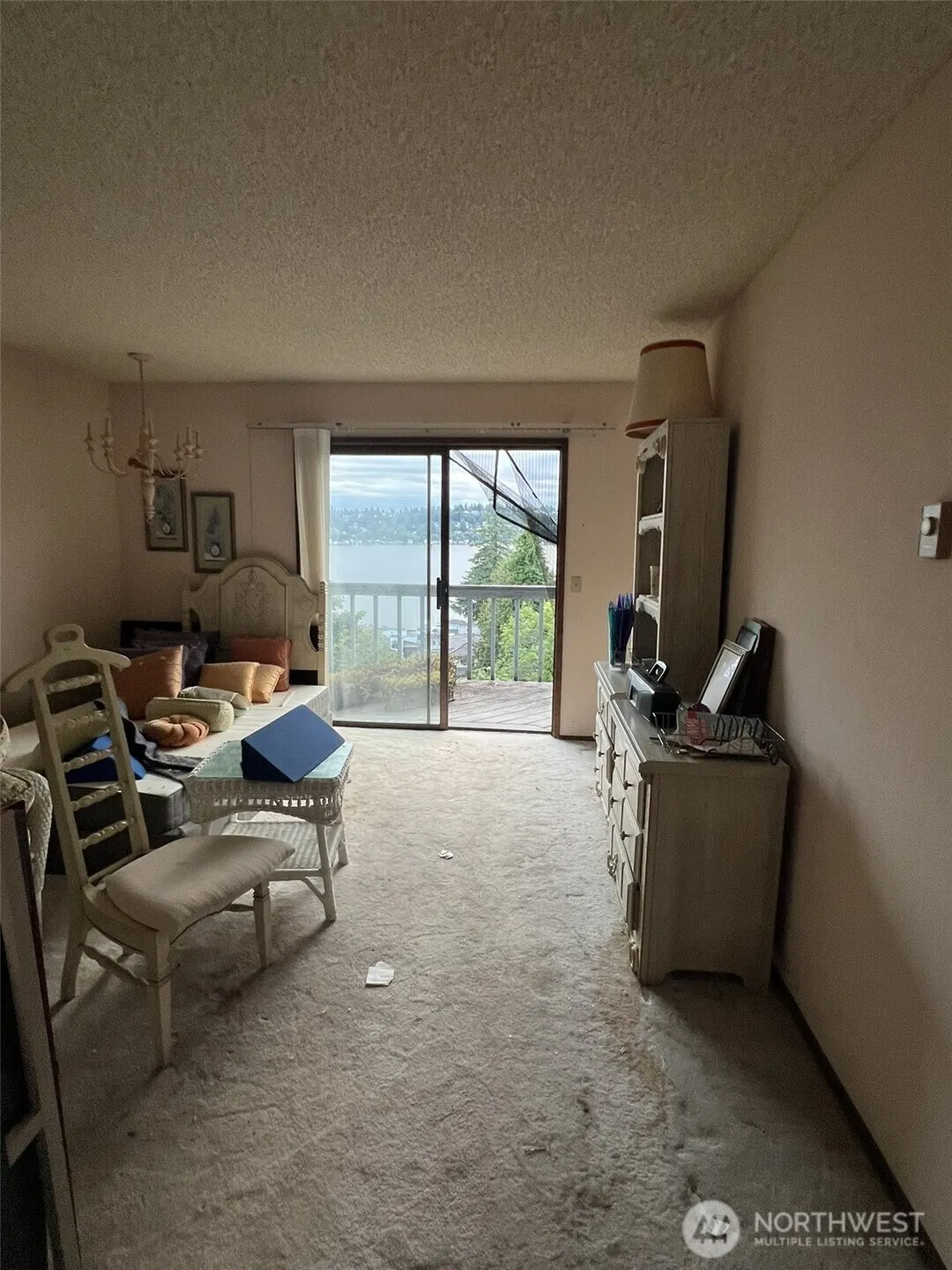 13461 64th Place NE, Kirkland, WA 98034