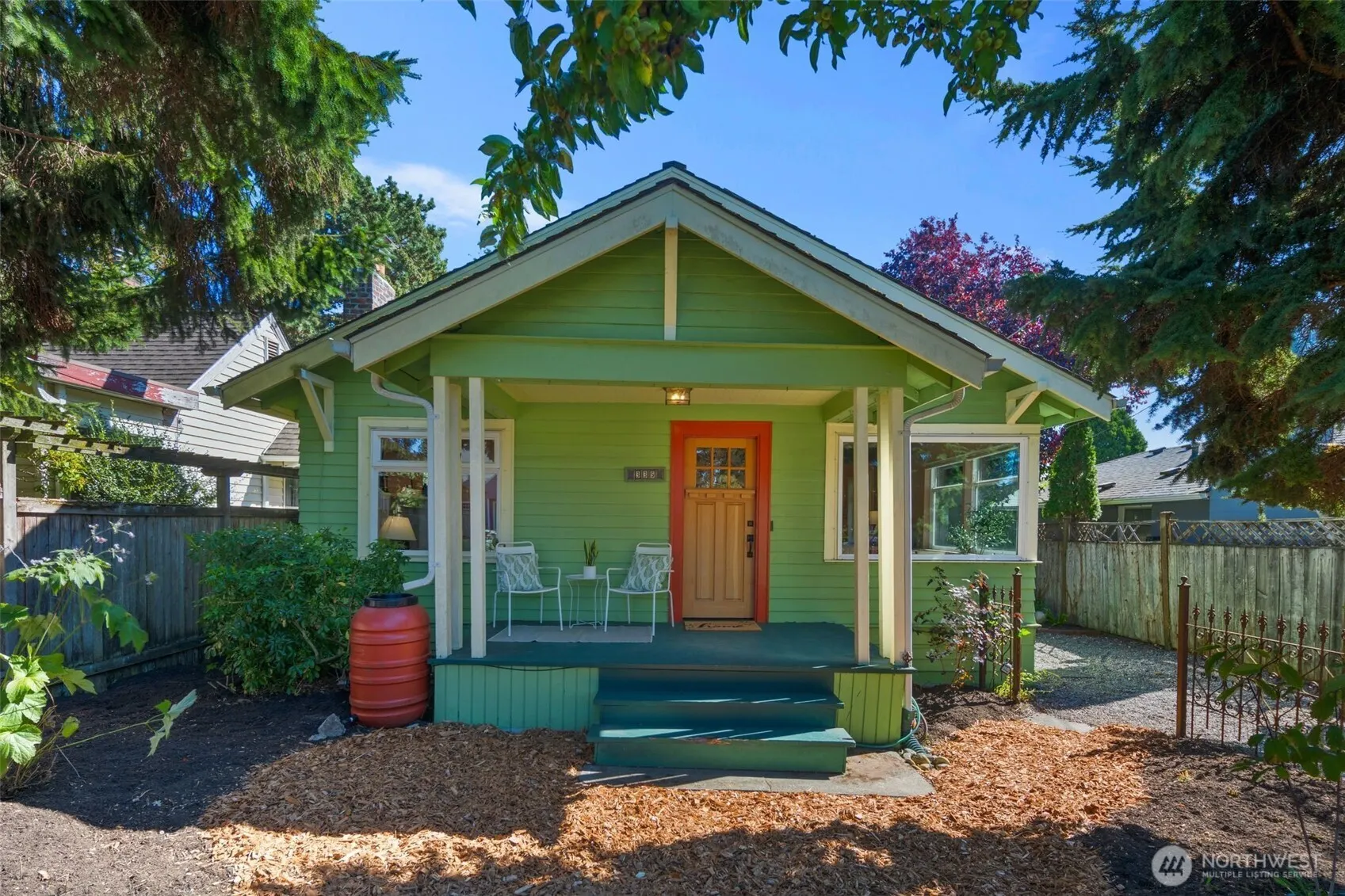 335 N 103rd Street , Seattle, WA 98133