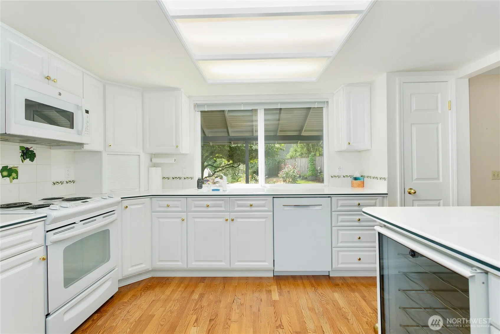 6609 141st Place NE, Redmond, WA 98052