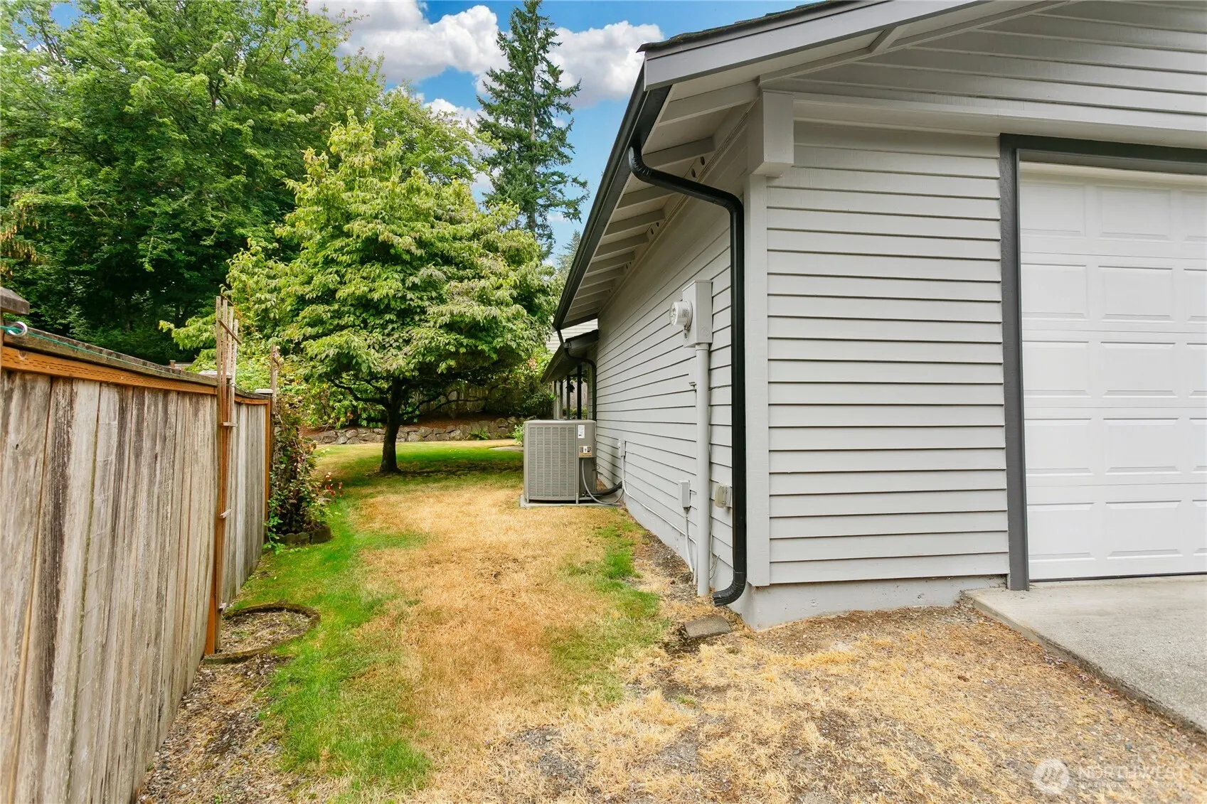 6609 141st Place NE, Redmond, WA 98052